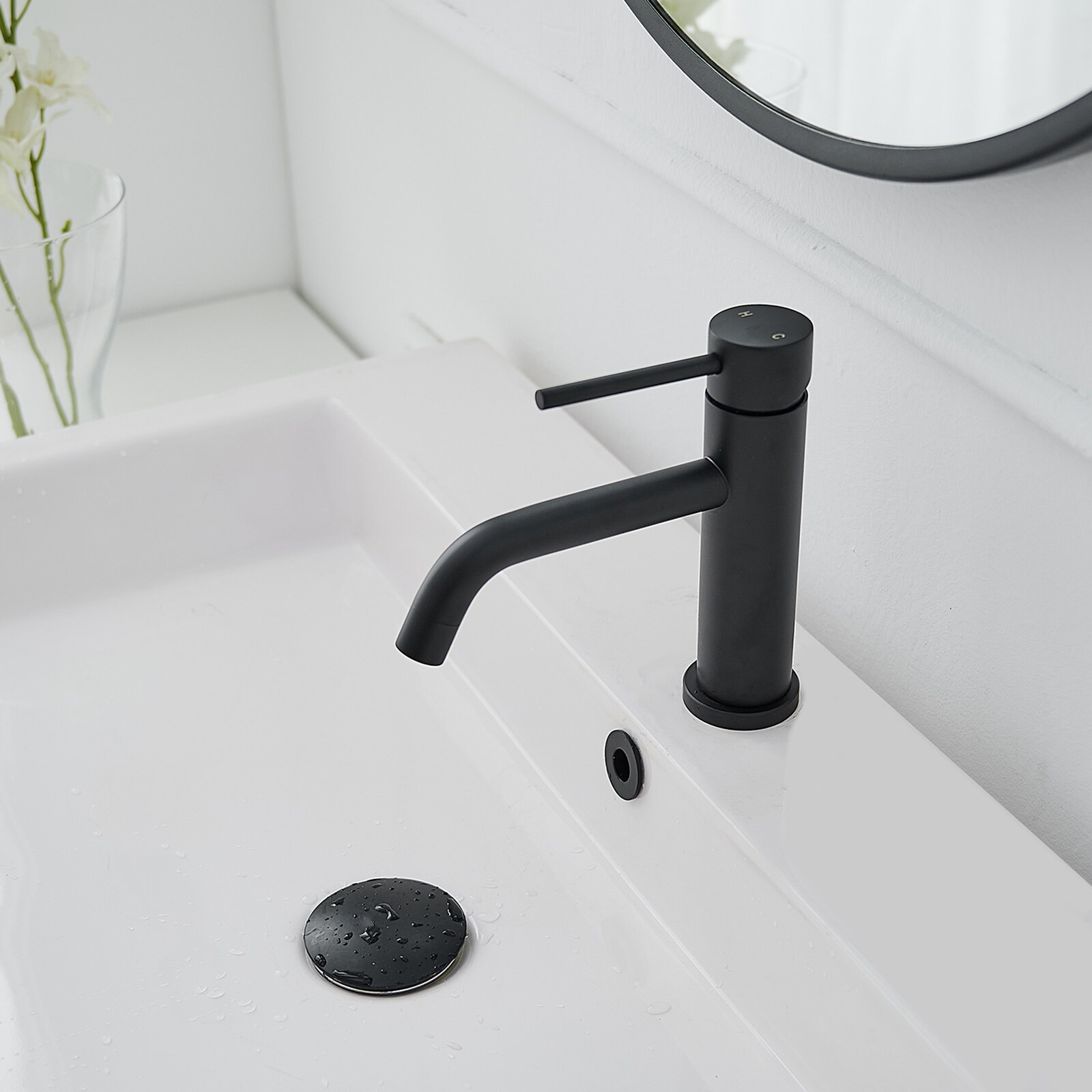Matte Black Stainless Steel Single Handle Bathroom Faucet