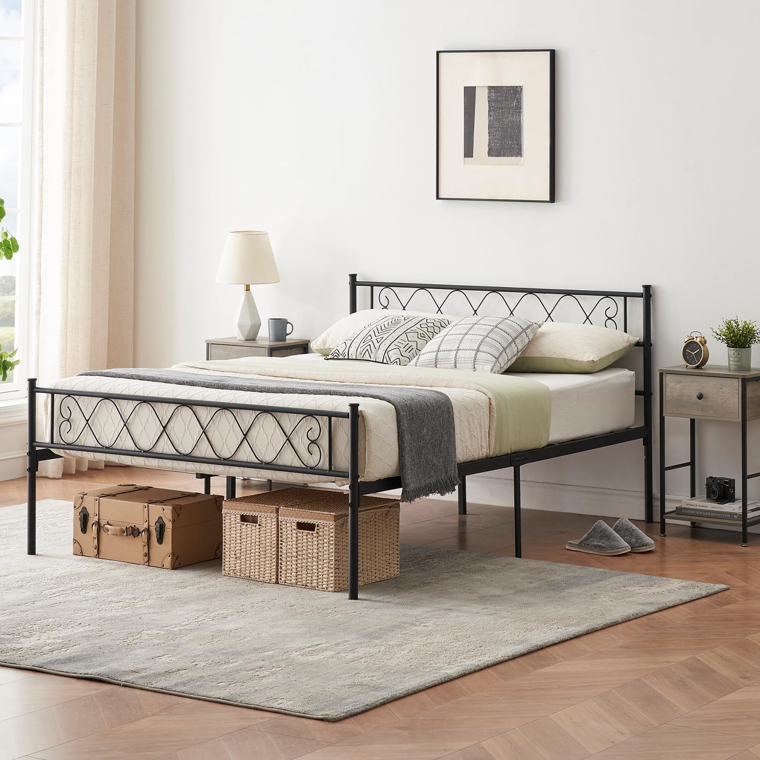 Der Rose PHO-0Z6J1SDT Queen Size Metal Bed Frame with Heart Headboard and Footboard 12.2in Underbed Storage