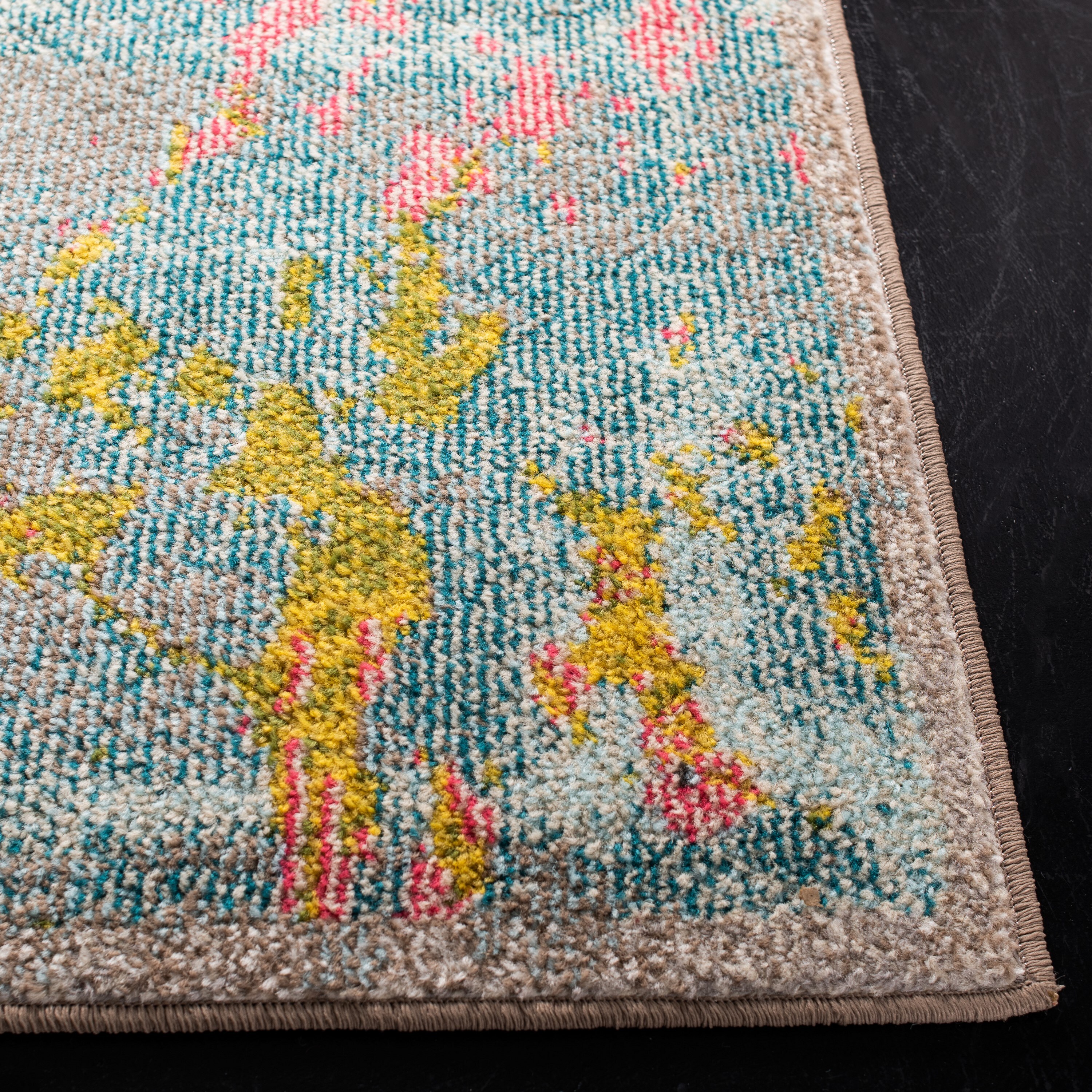 Safavieh MAD261M-5 rugs - View #3