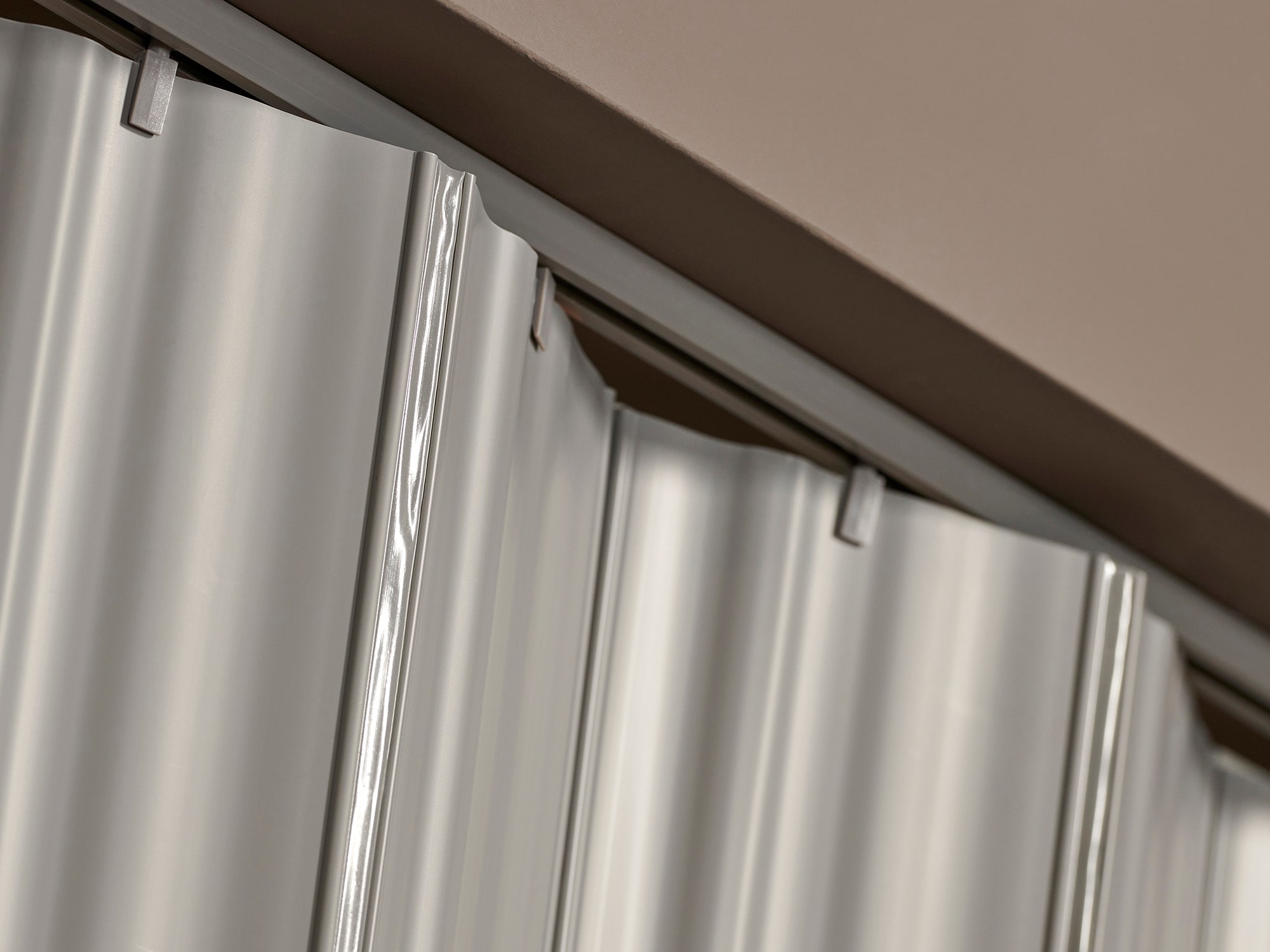 Spectrum DUNE4880GREC Accordion-Doors - View #5