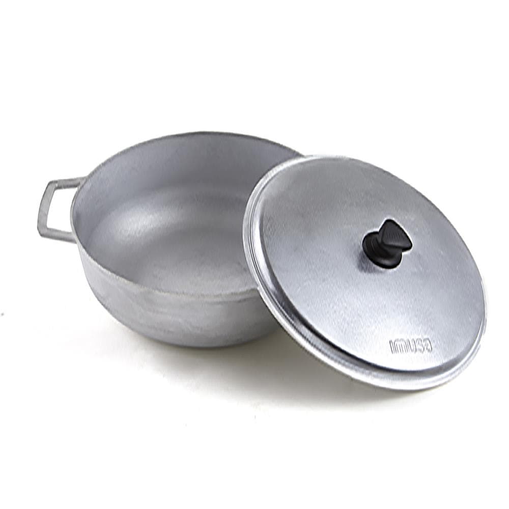 IMUSA 12.75-in Aluminum Baking Pan with Lid(s) Included in the