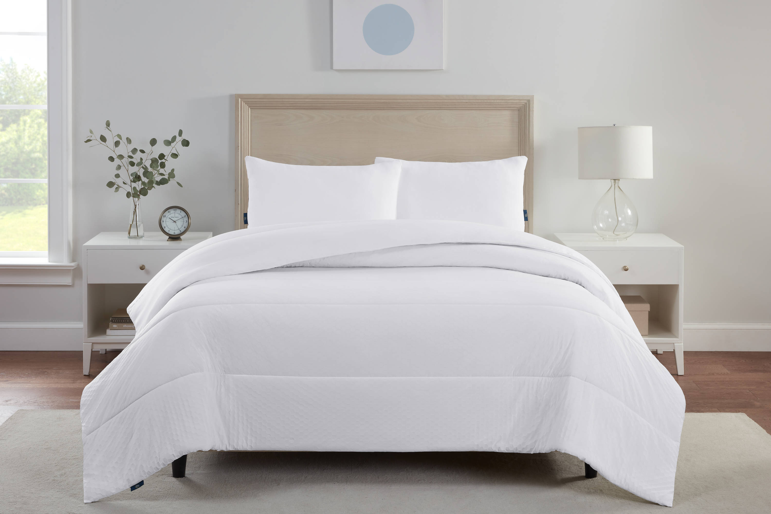 Serta Queen 85-Thread-Count Microfiber White Bed-Sheet in the Bed