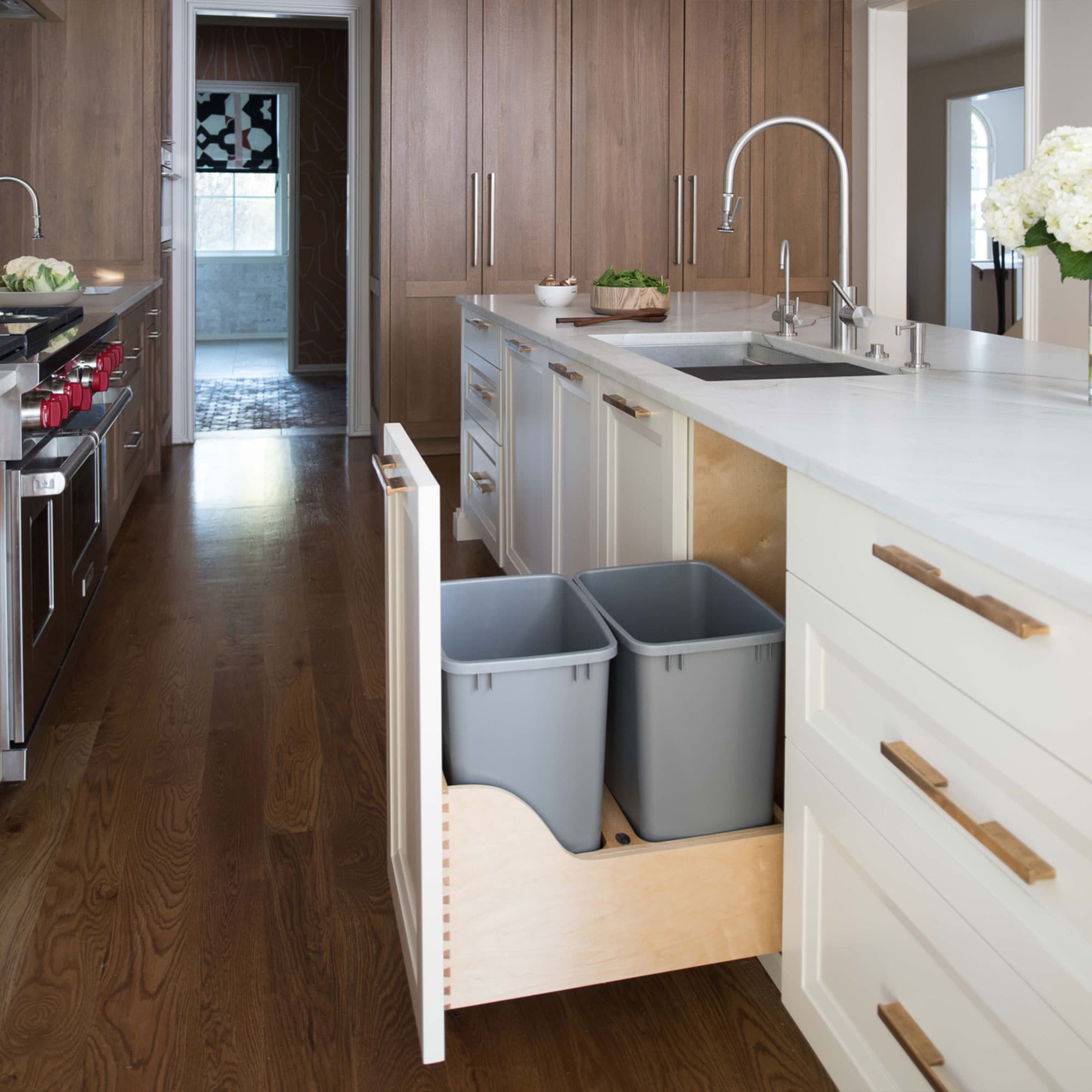Rev-A-Shelf 152835 Pullout-Trash-Cans - View #4