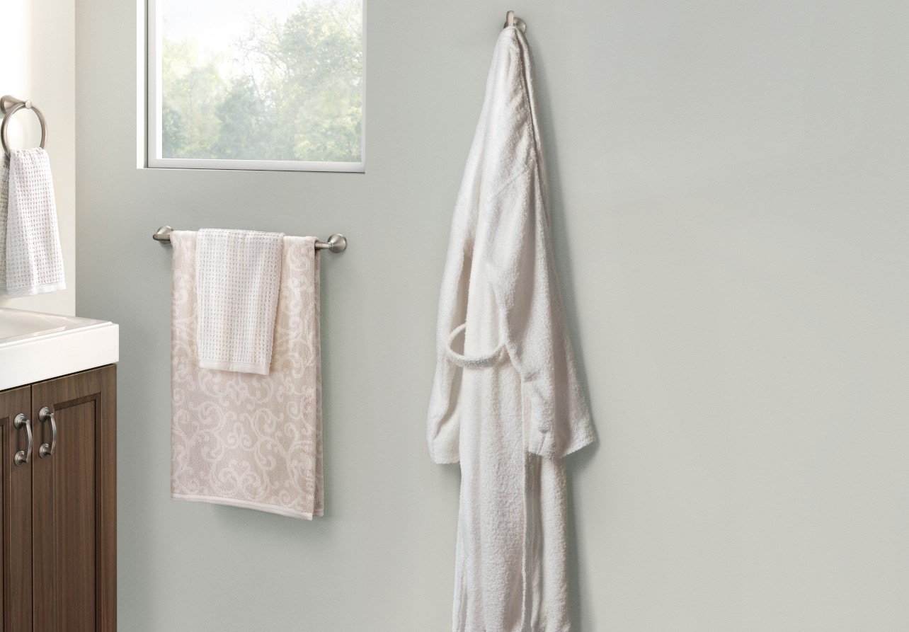 Wellton Brushed Nickel 4-Piece Modern Bathroom Accessory Set