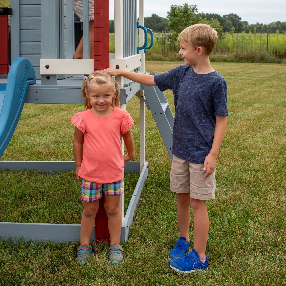 Backyard Discovery 2102323COM playhouses - View #8
