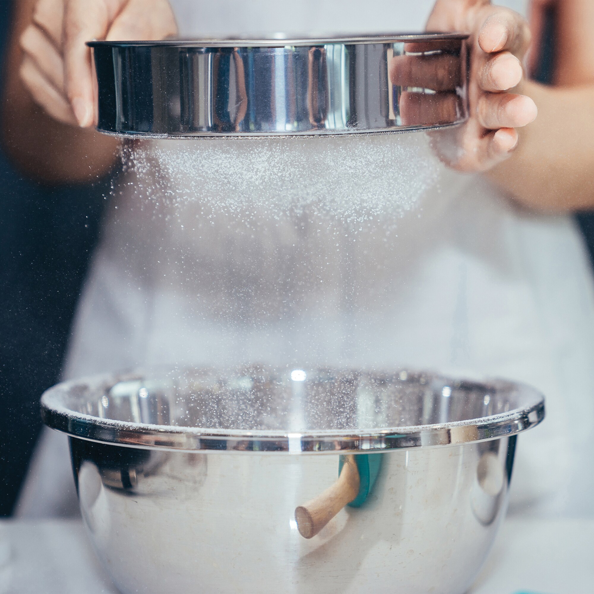 Better Houseware Stainless Steel Sifter Sieve - Efficient Flour Aeration -  Versatile Colander and Strainer - Kitchen Tool for Baking - Silver Finish  in the Kitchen Tools department at