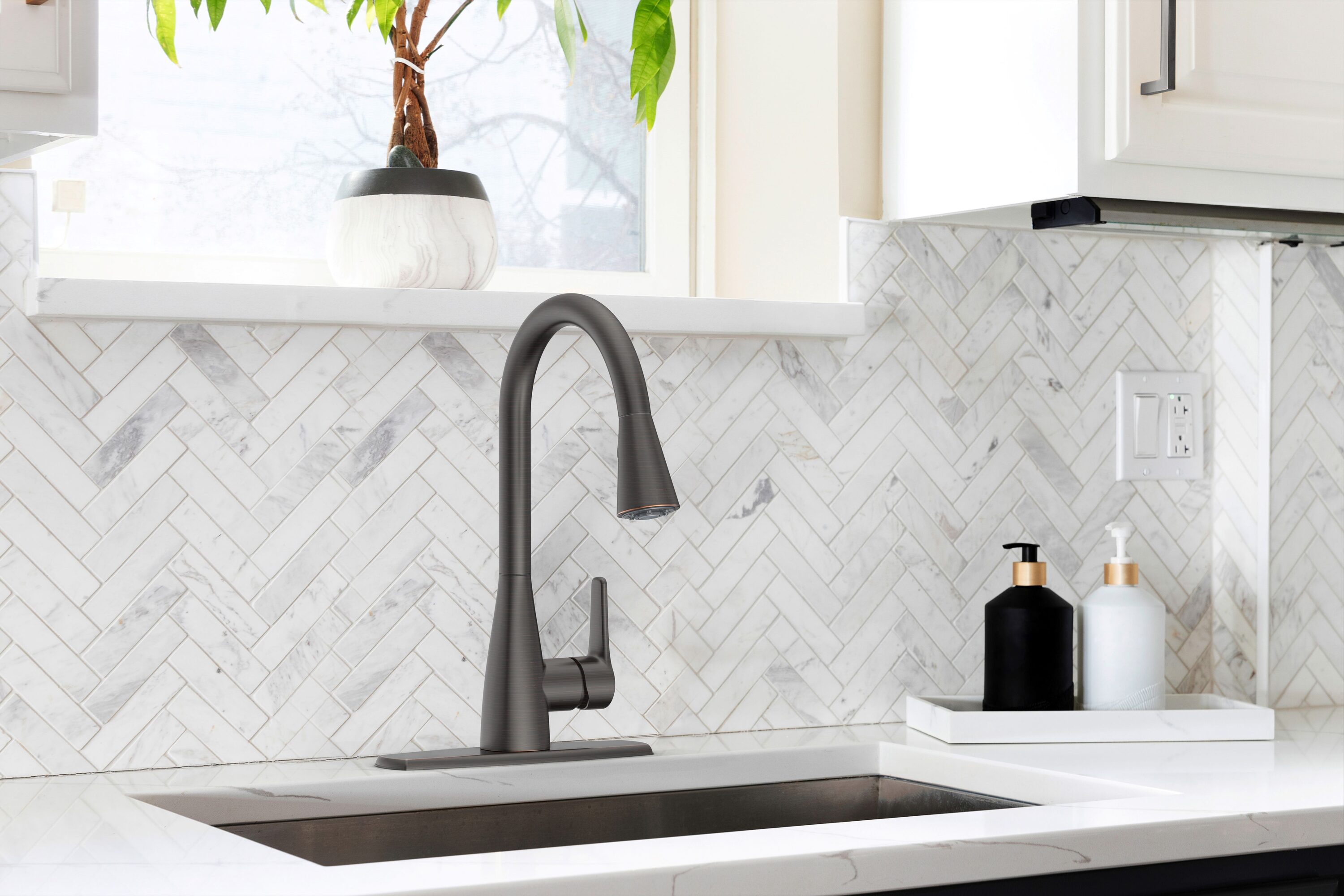 Project Source 67726W-102707 Kitchen-Faucets - View #7