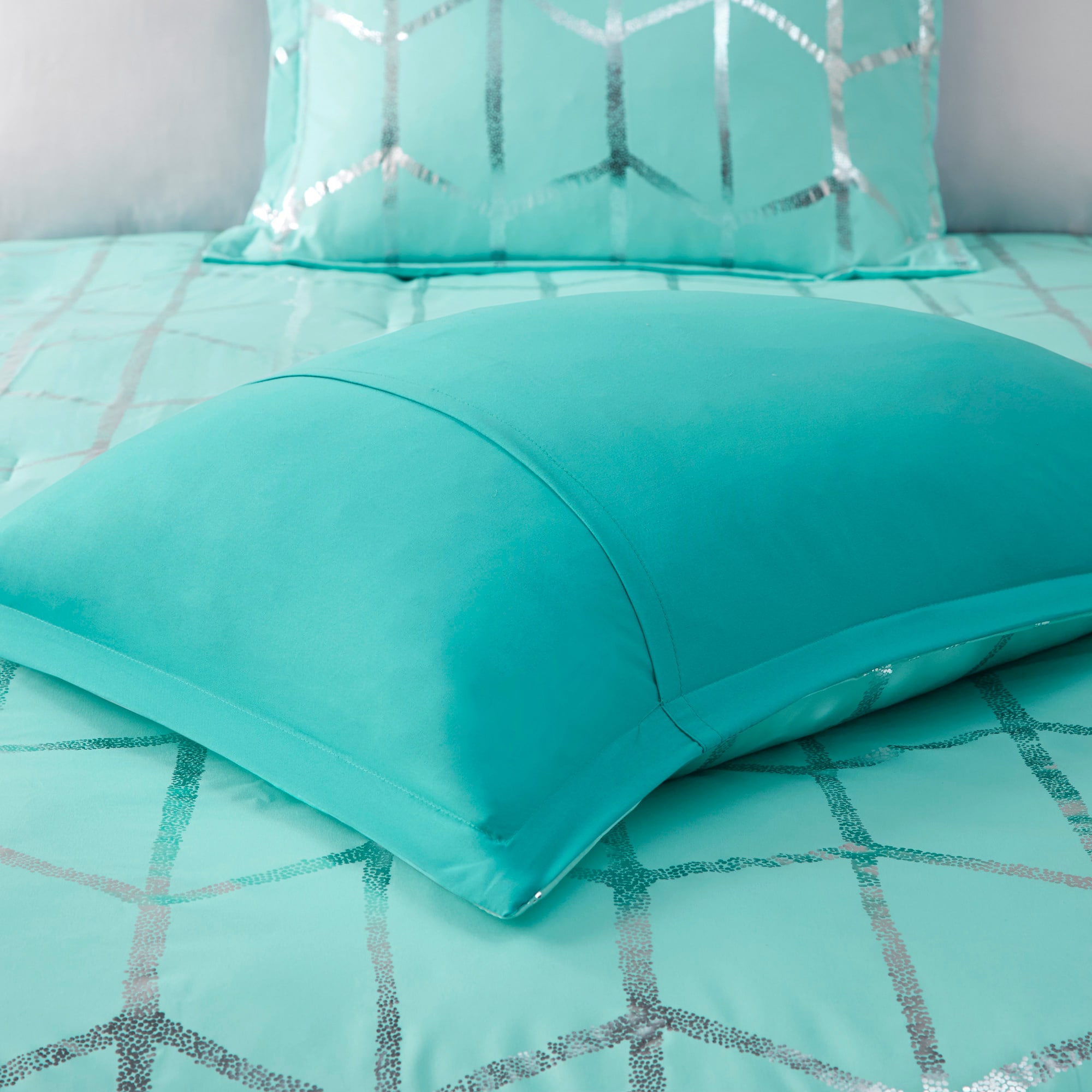 Aqua and Silver King Microfiber Comforter Set with Decorative Pillows