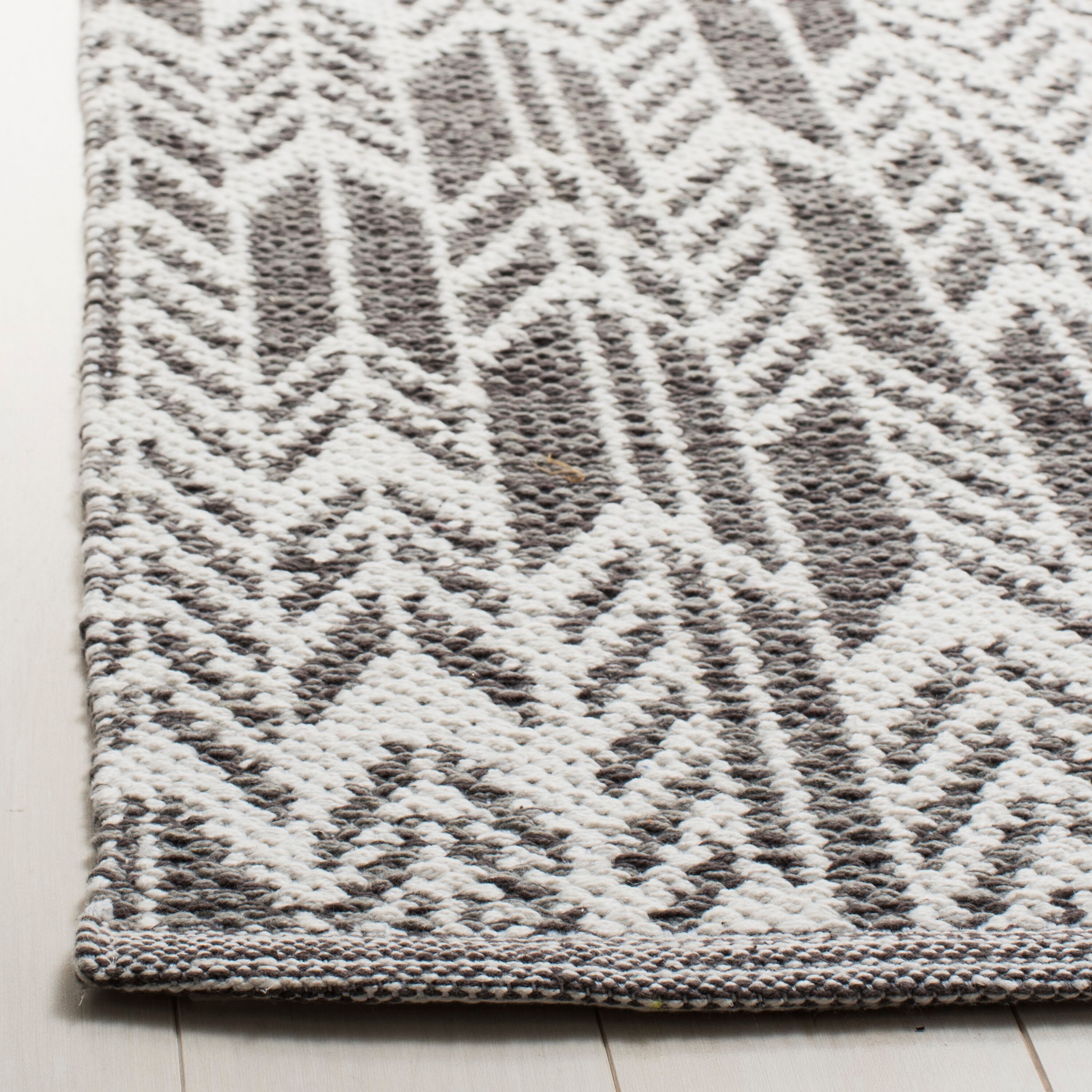 Safavieh MTK609J-3 rugs - View #3