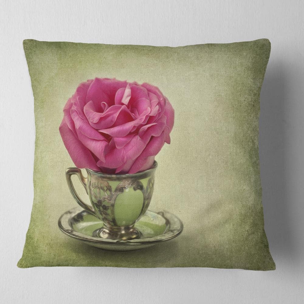 Designart CU14189-16-16 16-in x 16-in Red Indoor Decorative Pillow