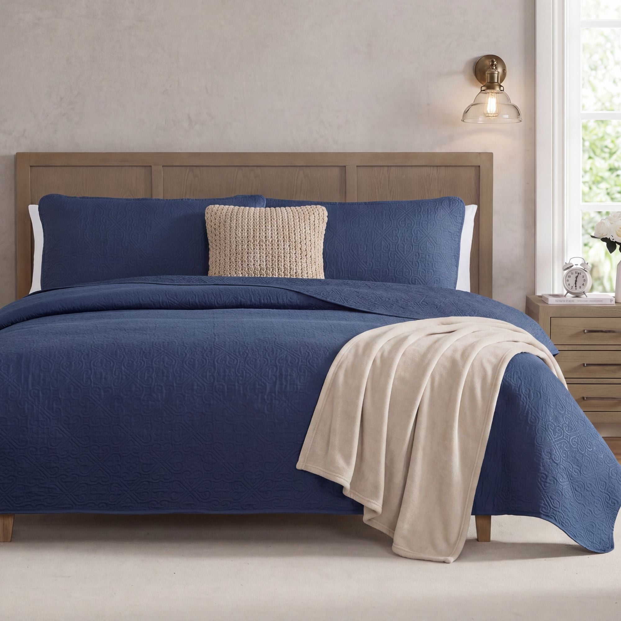 HLC Lorenzo 3 Piece Soft Quilt Set - Lightweight Interlocked Machine Washable Bedspread Coverlet