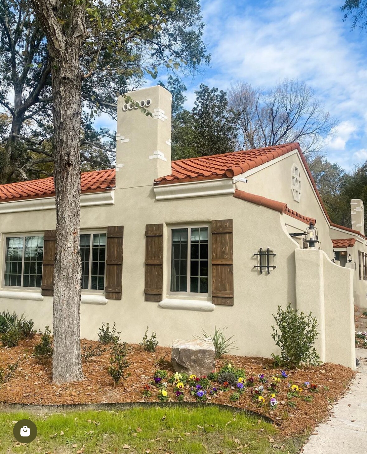 Dogberry WTRAD1484GRAYDOUB Exterior-Shutters - View #6