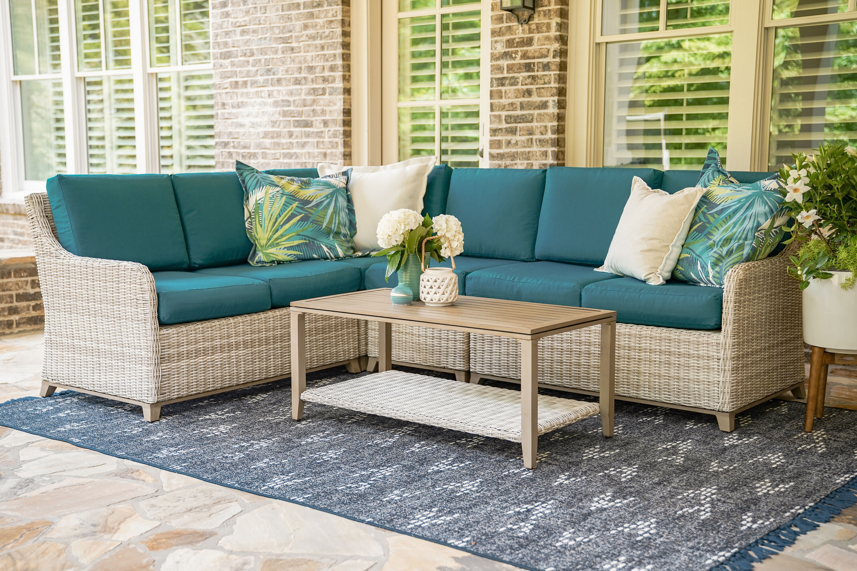 Leisure Made 483729-PEA Hampton Wicker Outdoor Sectional with Blue Cushions and Aluminum Frame