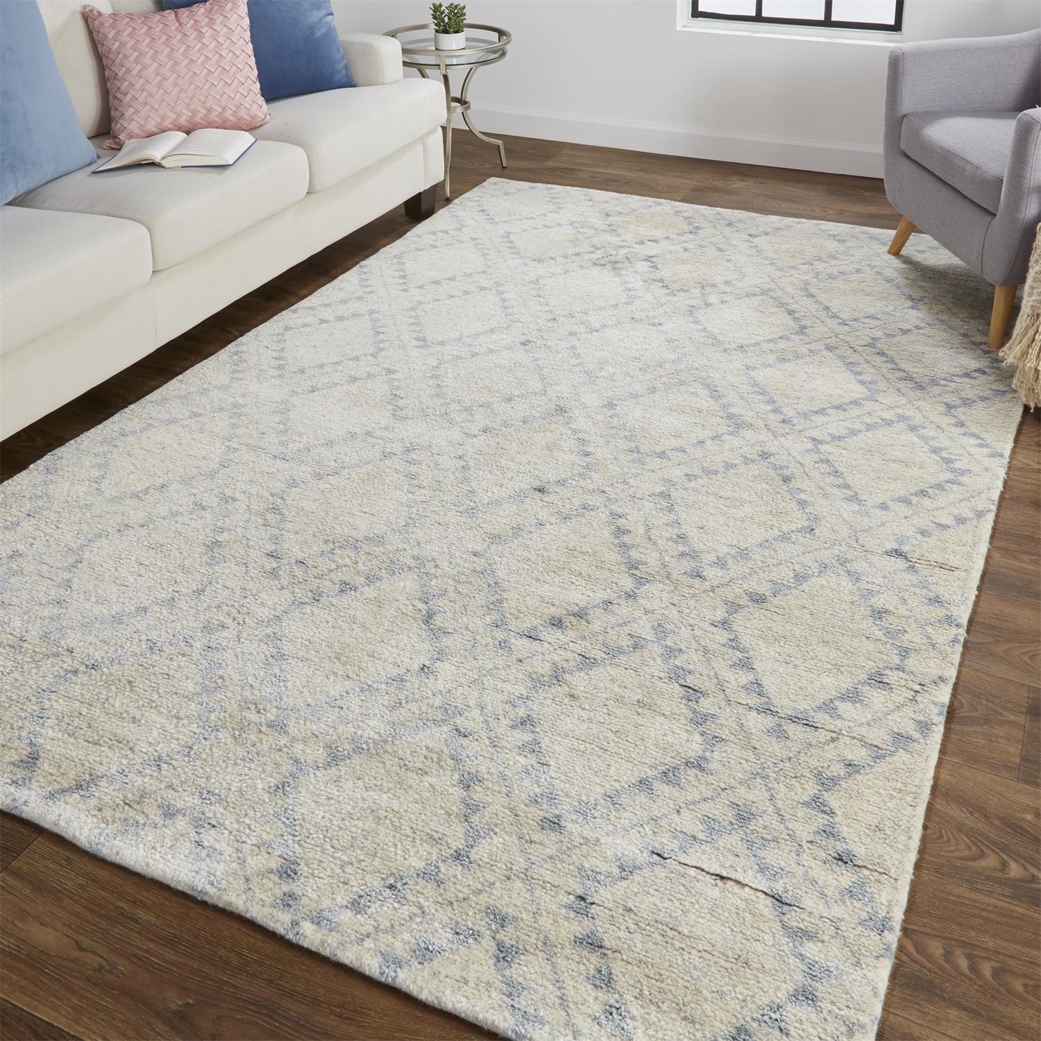 Ivory and Gray Geometric Wool Viscose 2' x 3' Rug