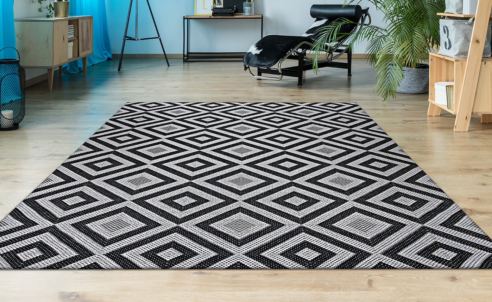 Black Geometric Flat Woven Synthetic Indoor/Outdoor Area Rug