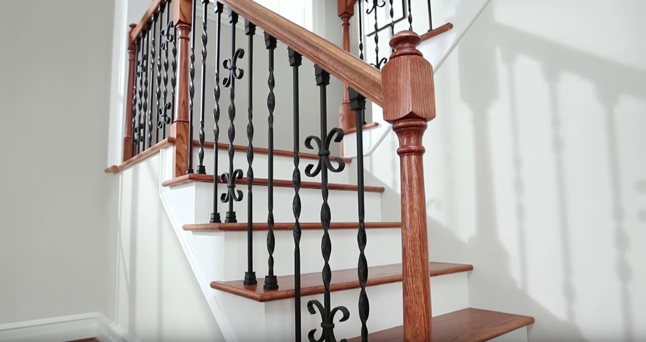 Crown Heritage BC4989220FB Interior-Stairpart-Balusters - View #6