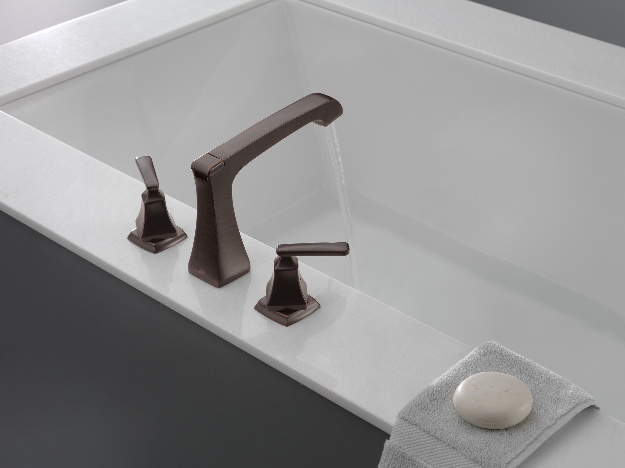 Delta T2764-RB Roman-Tub-Faucets - View #3