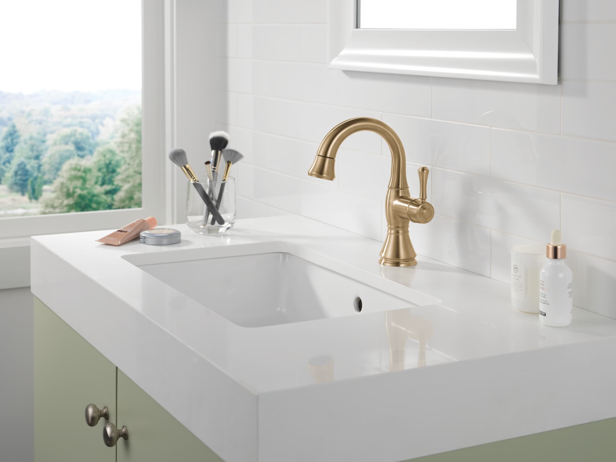 Delta 597-CZPD-DST Lavatory-Faucets - View #13