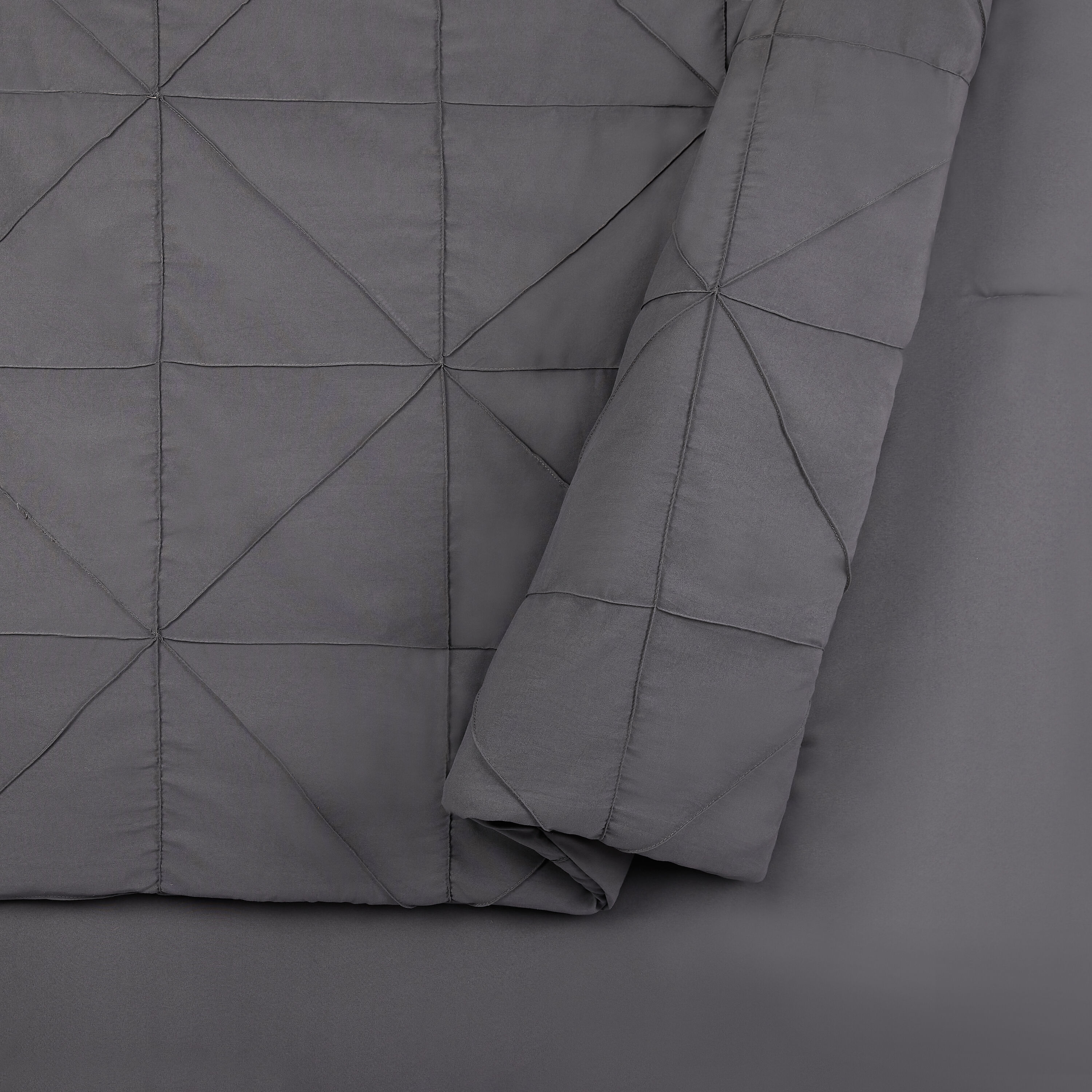 Modern Heirloom A016621DGEFS bedding - View #6