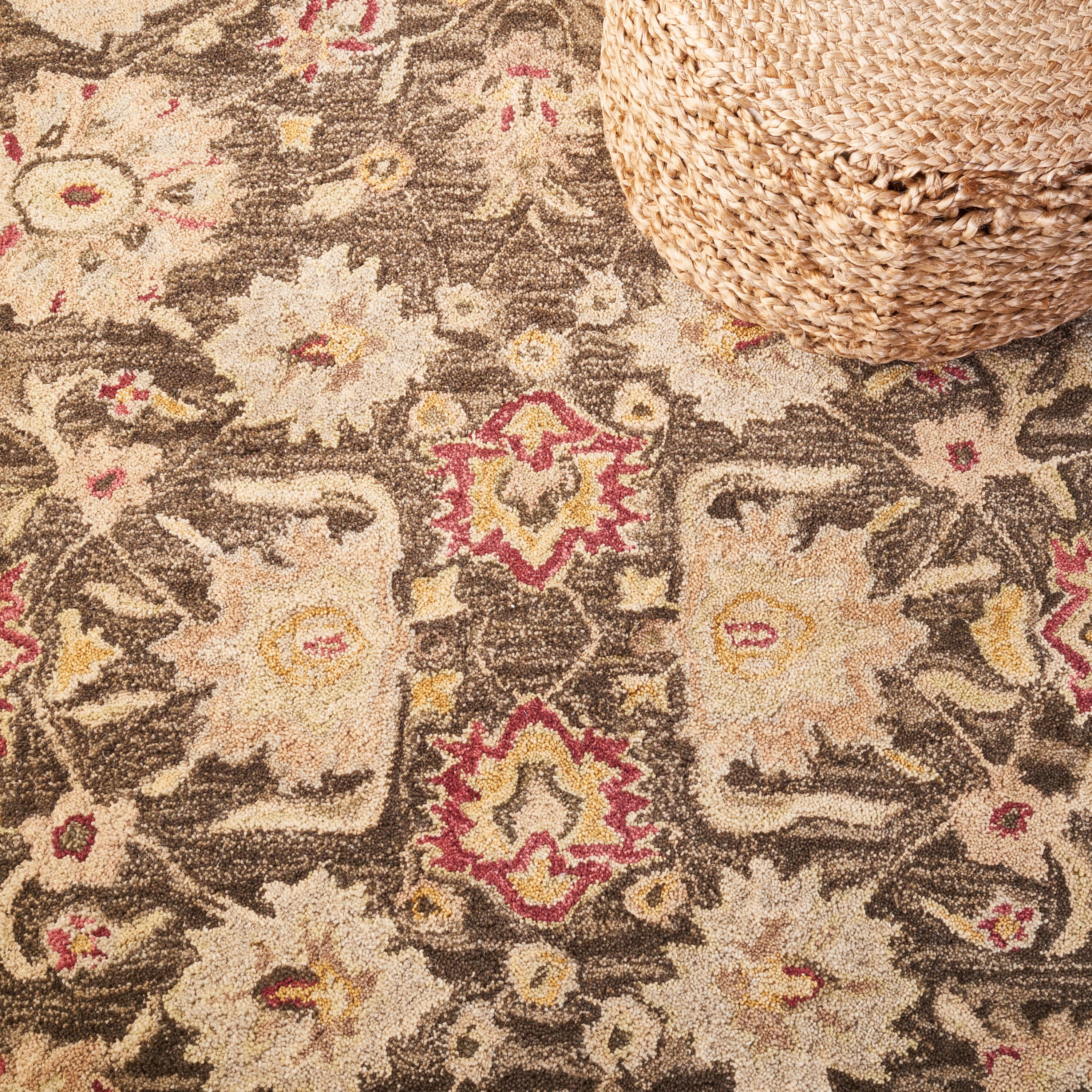 Safavieh AT853A-28 rugs - View #6