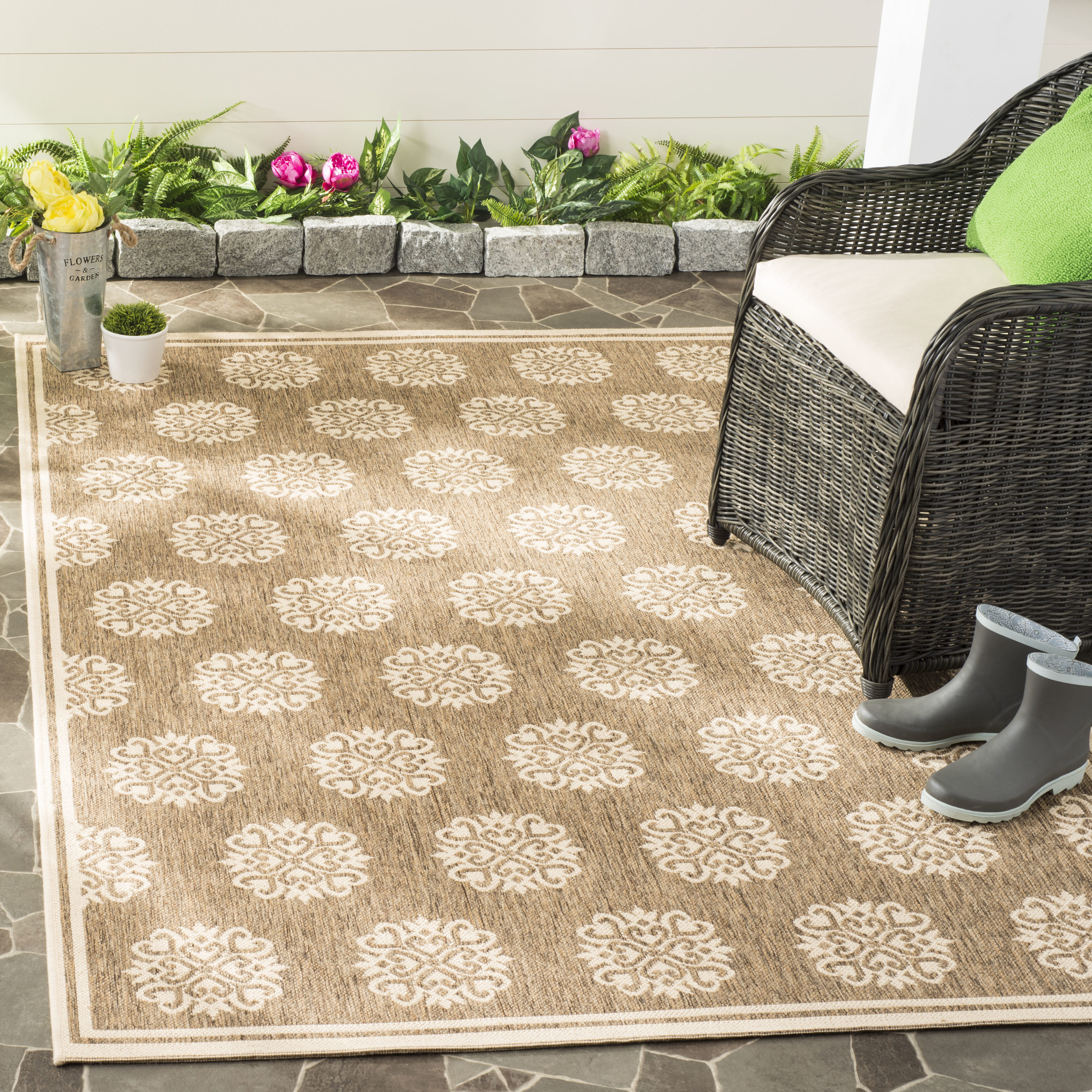 Safavieh BHS181B-5 rugs - View #2