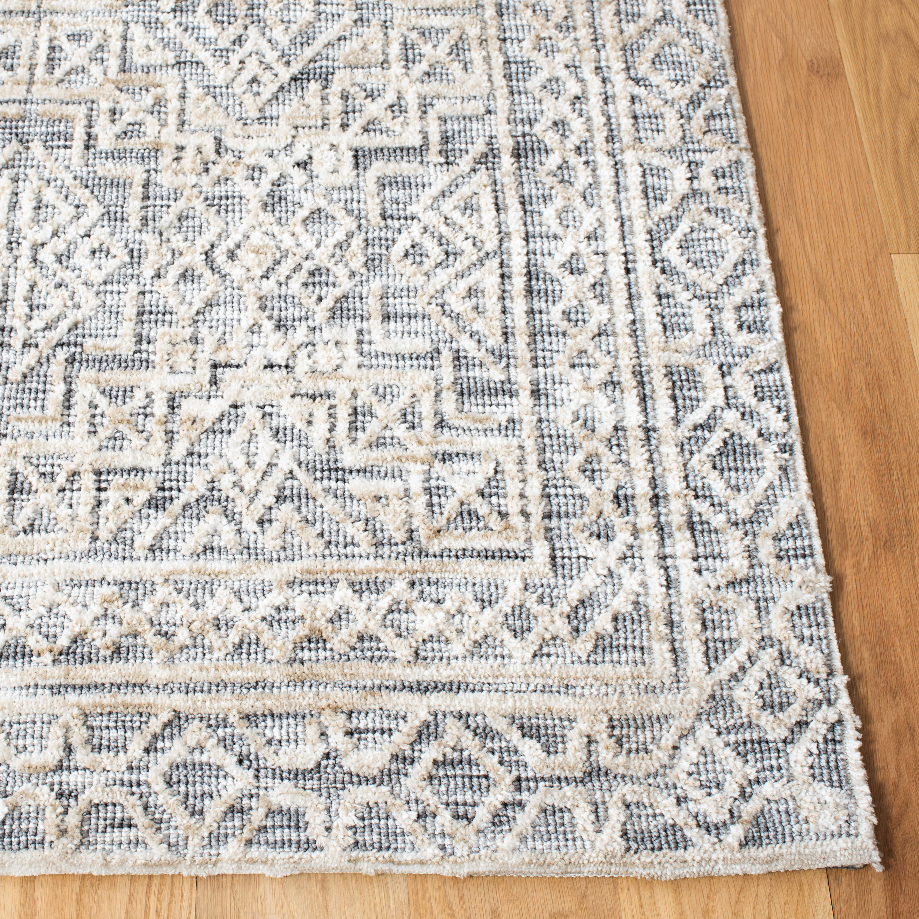 Handmade Gray and Beige Wool Rectangular Rug