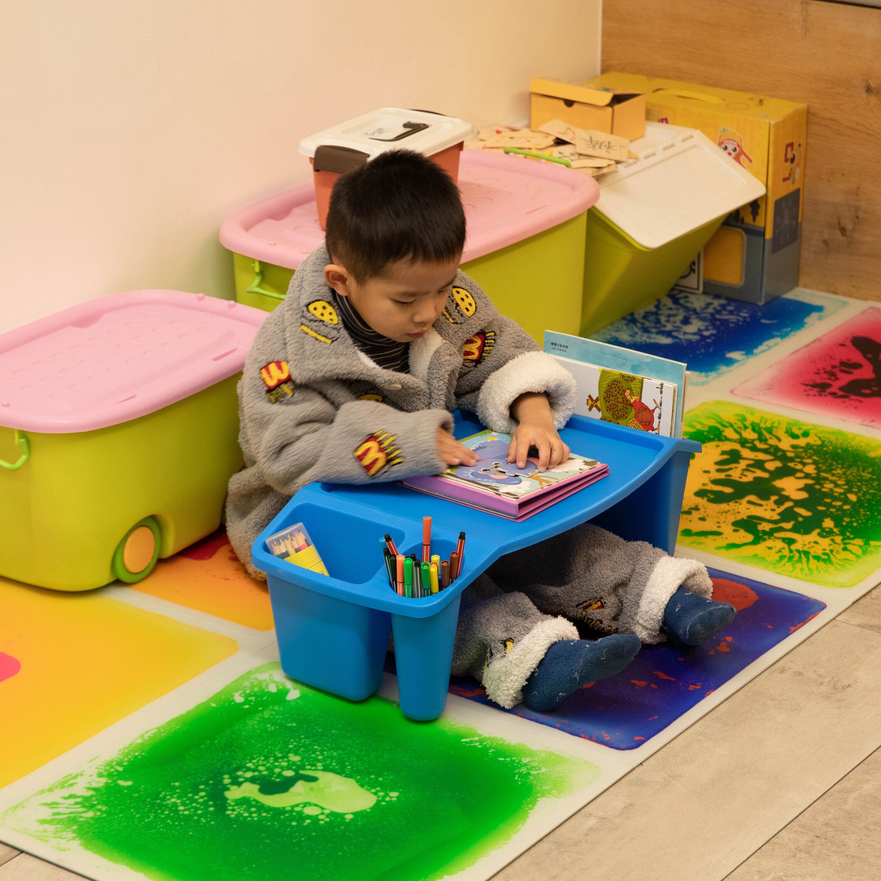 Basicwise QI003253.BL Kids-Play-Tables - View #2