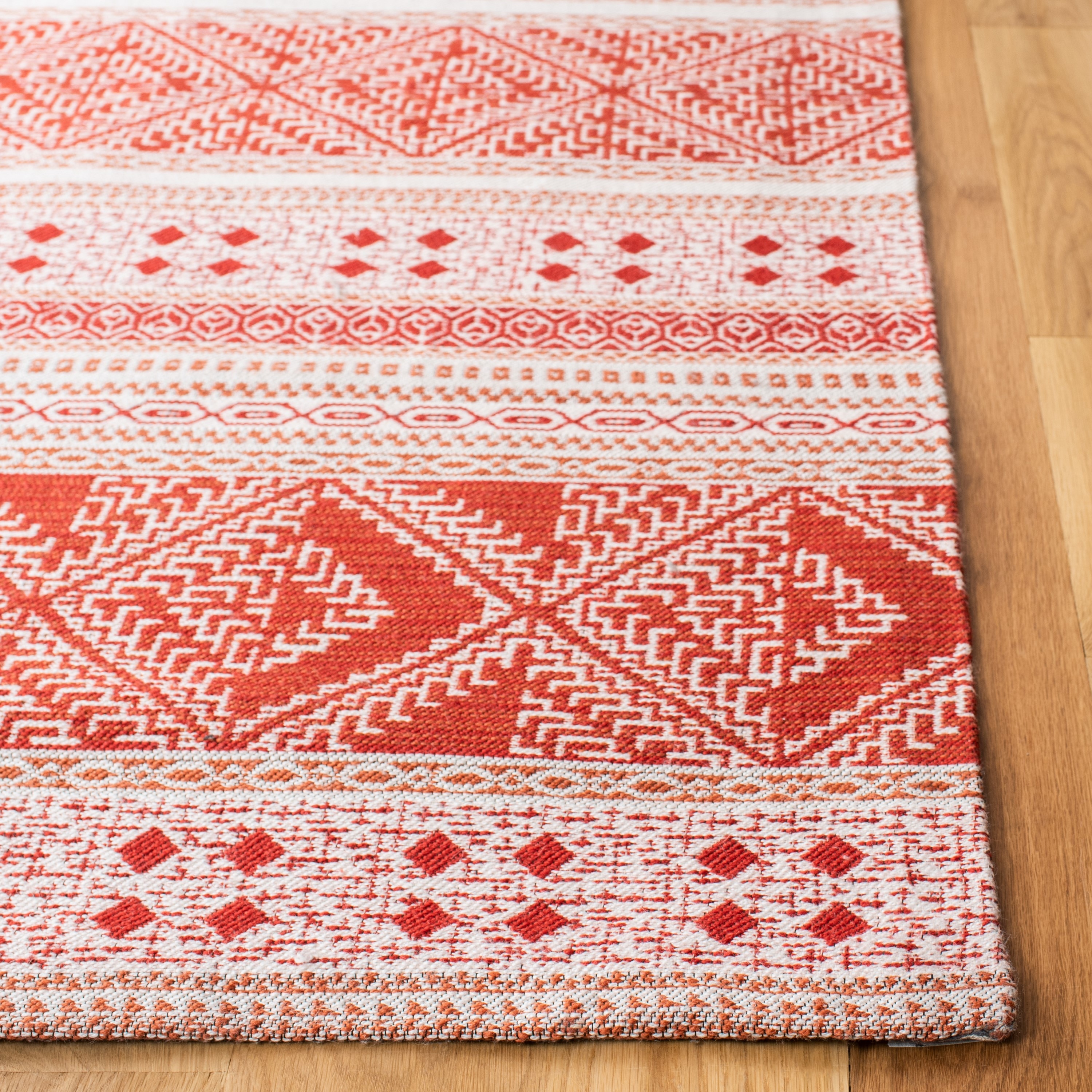 Safavieh CLV717P-4 rugs - View #3
