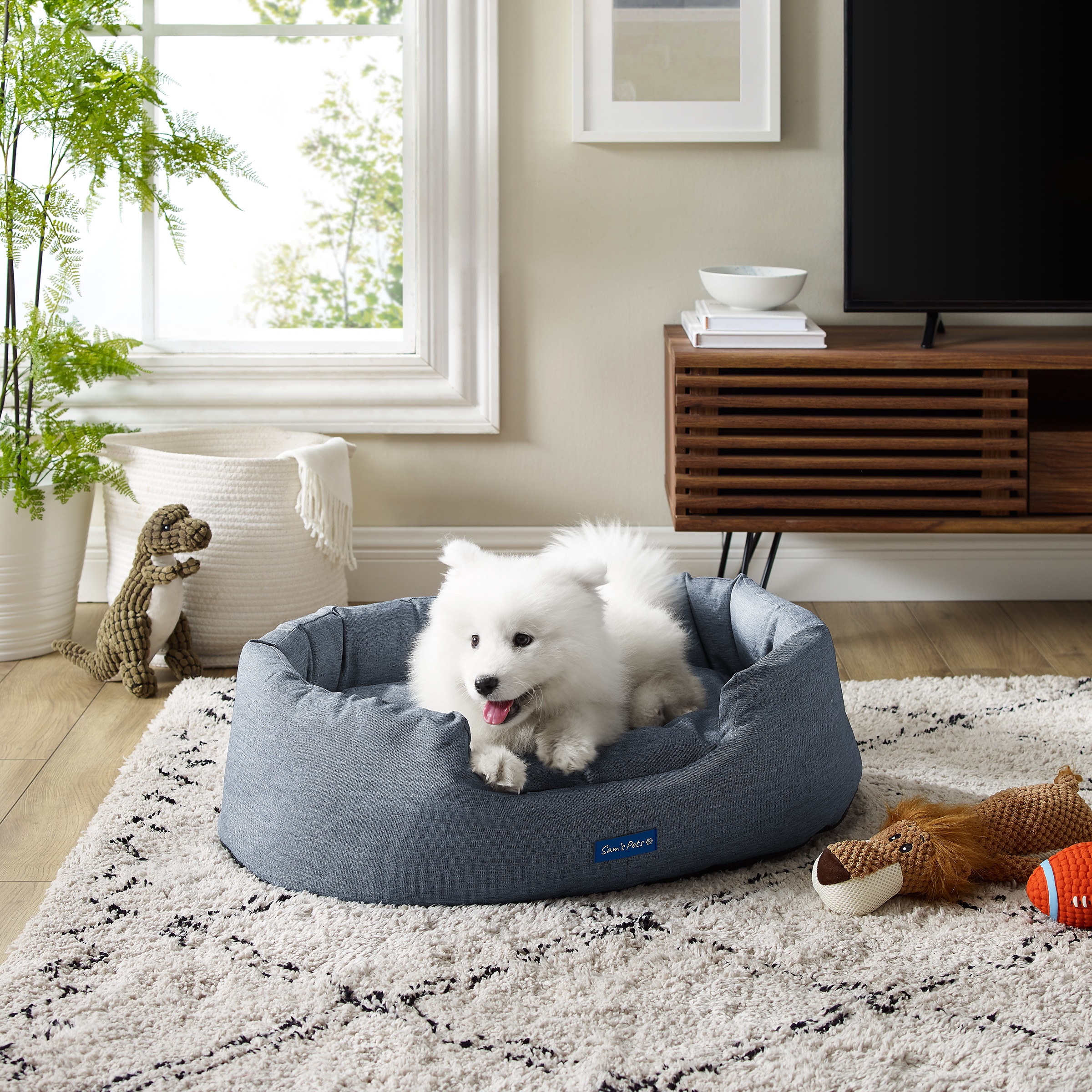 Missy Small Navy Blue Round Outdoor Pet Bed