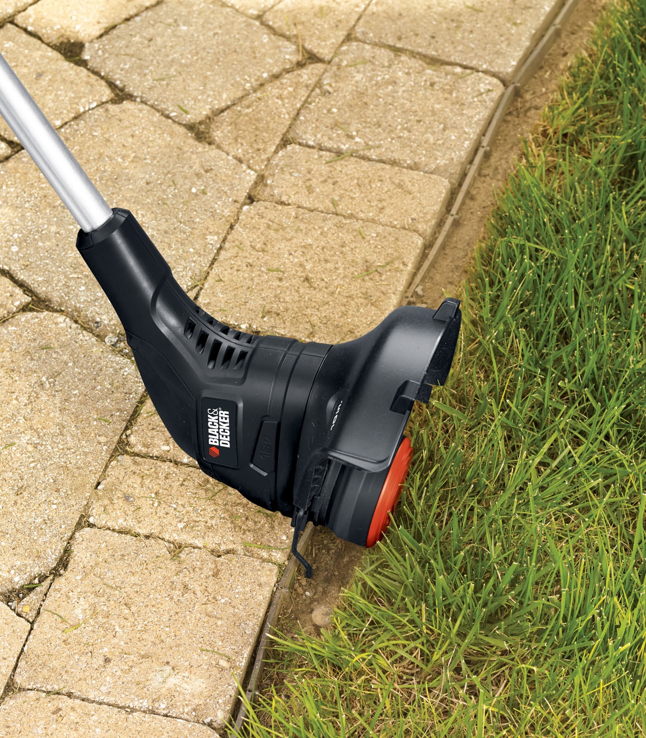 BLACK & DECKER 18-Volt 10-in Straight Cordless String Trimmer with Edger  Capable (Battery Included) at