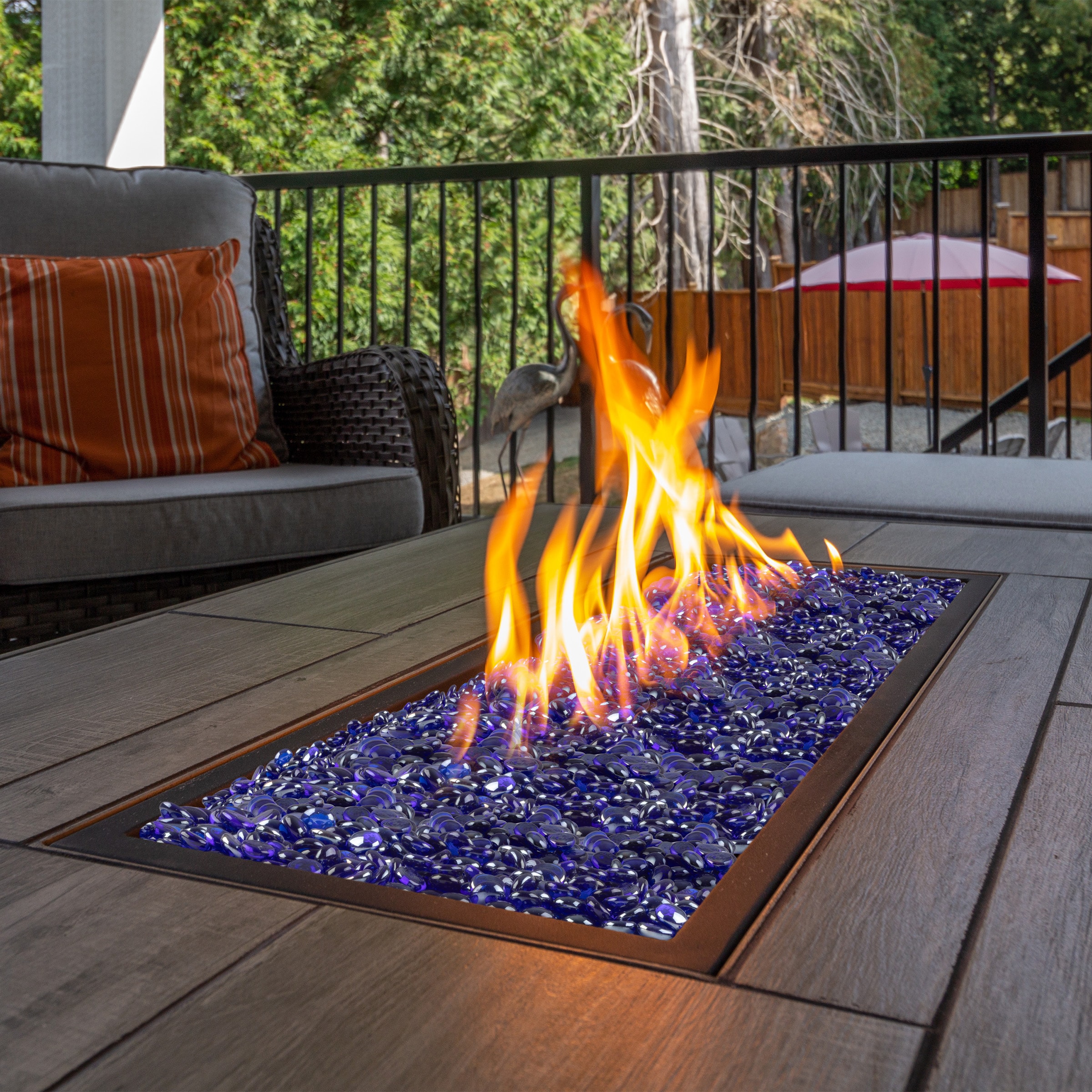 Fire Glass Manufacturer Color/Finish Cobalt Blue