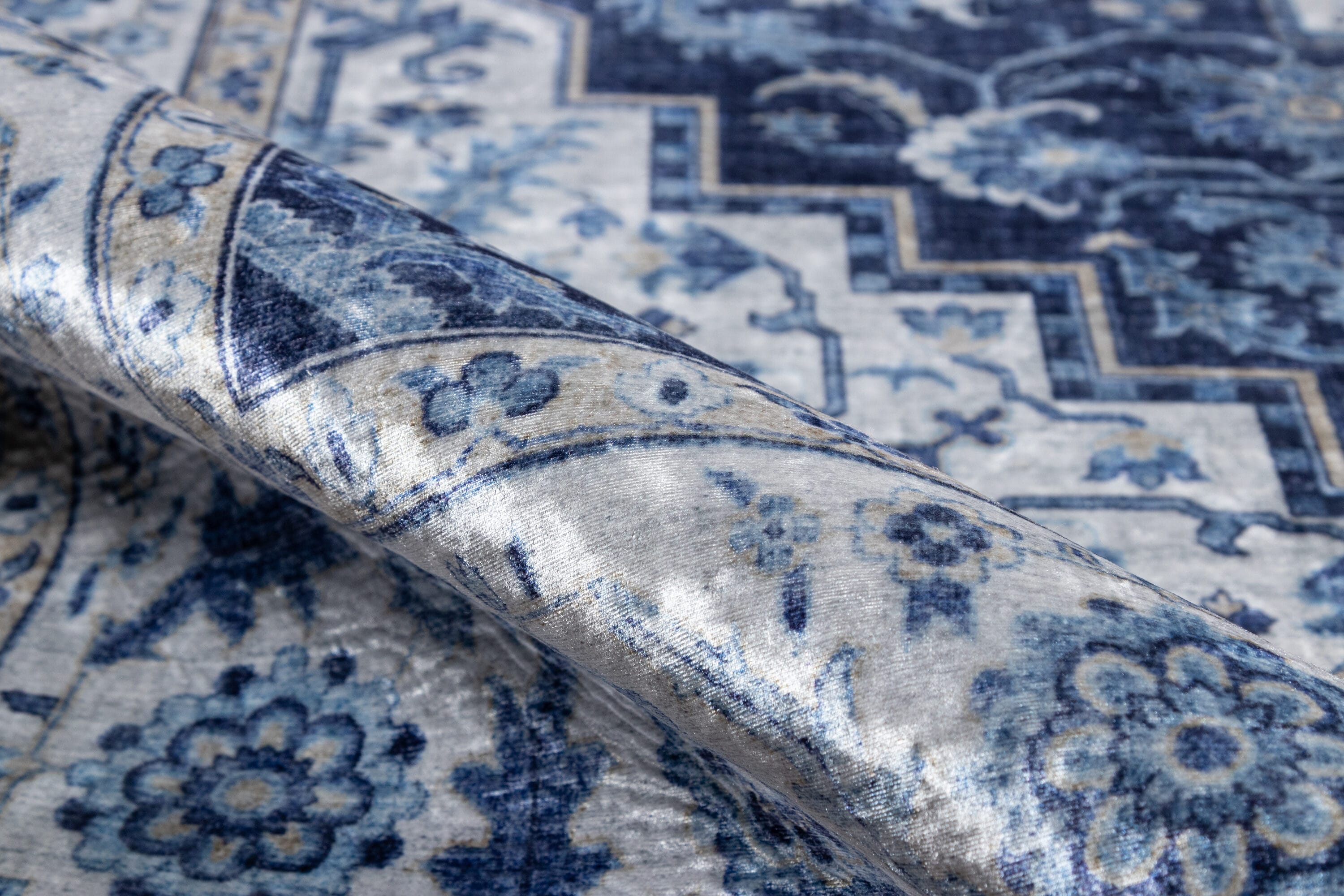 Momeni KARACKAR-8BLU2380 rugs - View #2