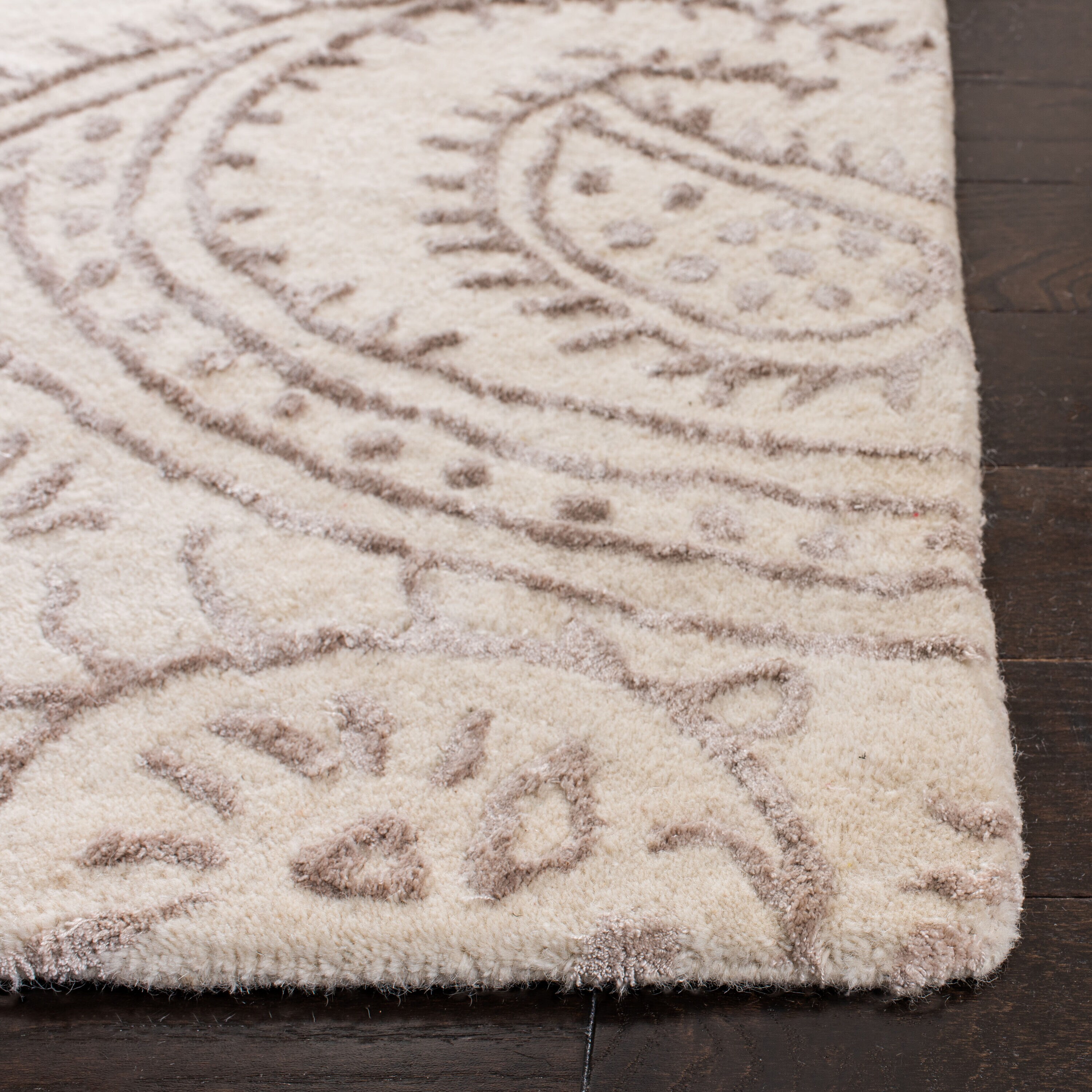 Safavieh BEL153B-8 rugs - View #2