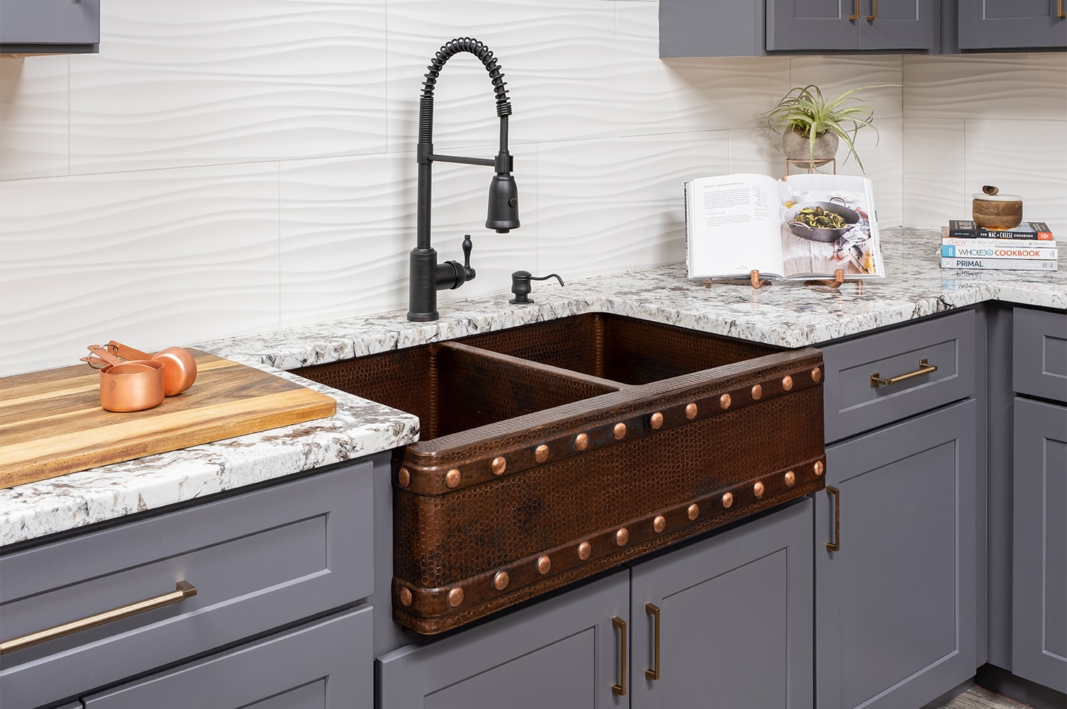 Farmhouse Apron Front 33-in x 22-in Oil Rubbed Bronze Copper Double Equal Bowl Kitchen Sink | - PREMIER COPPER PRODUCTS KA50DB33229BS