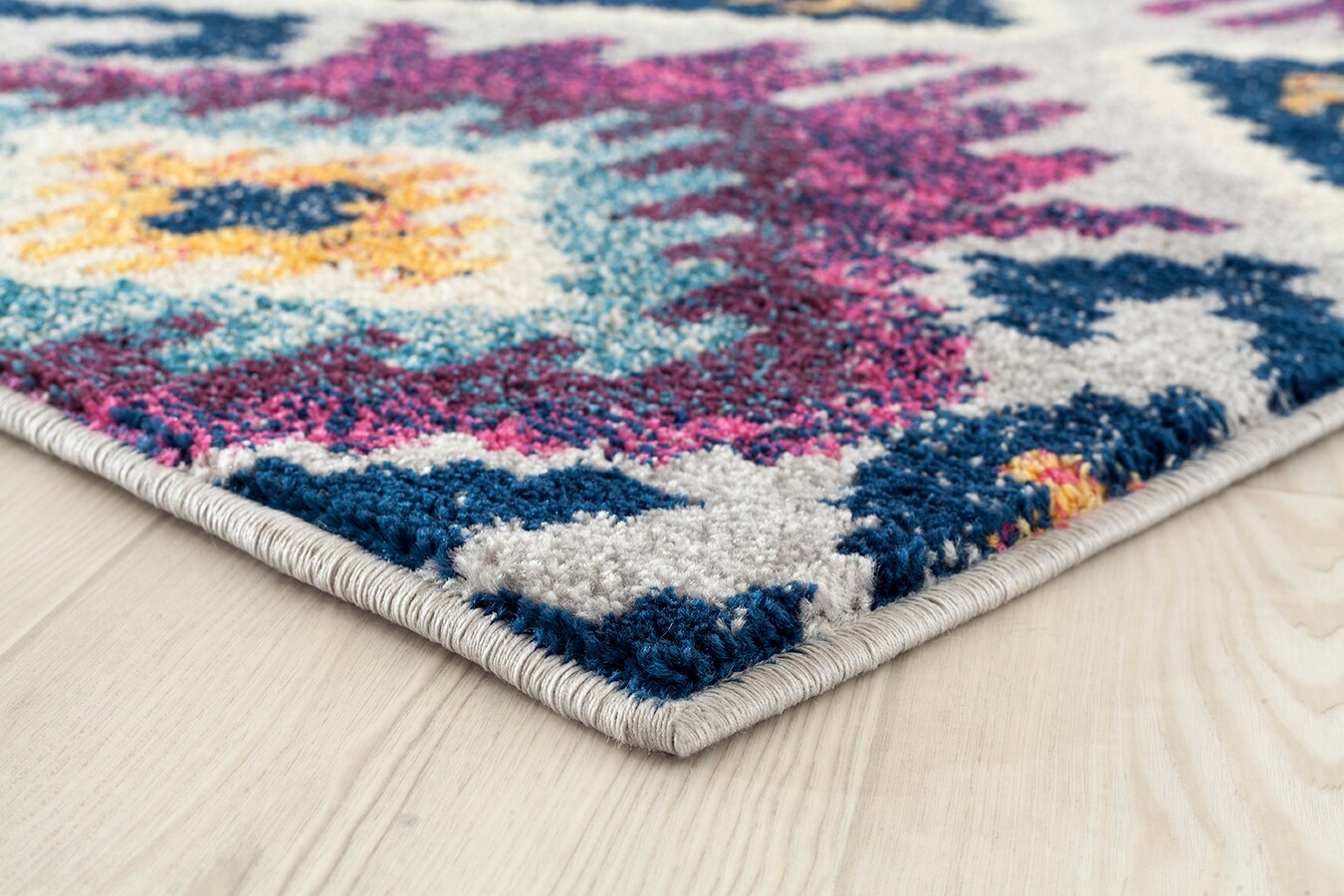 United Weavers Of America 713 21482 58 rugs - View #3