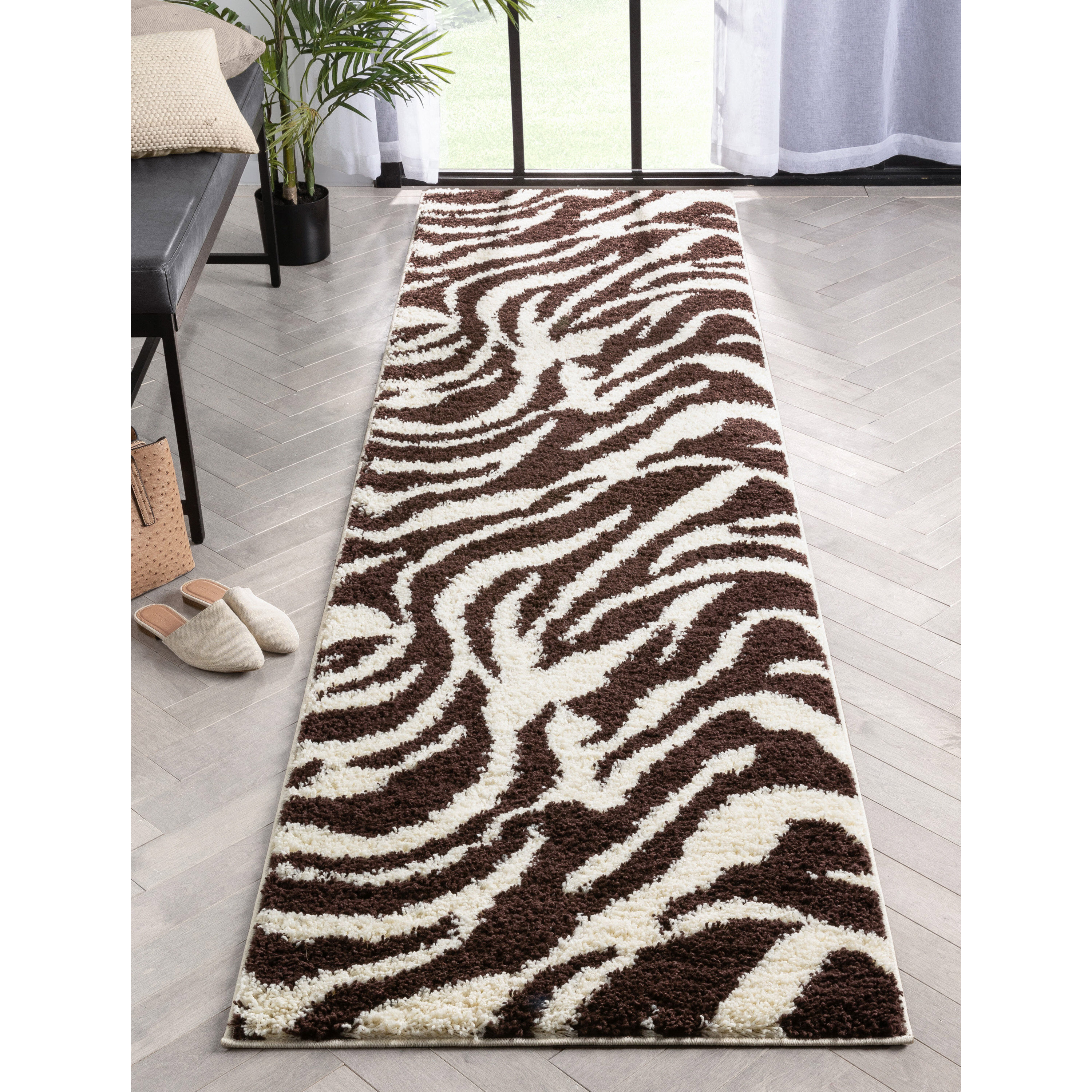 Well Woven 70382L 2 x 10 (ft) Loomed Polypropylene Brown Rectangular Indoor Animal print Bohemian/Eclectic Runner rug
