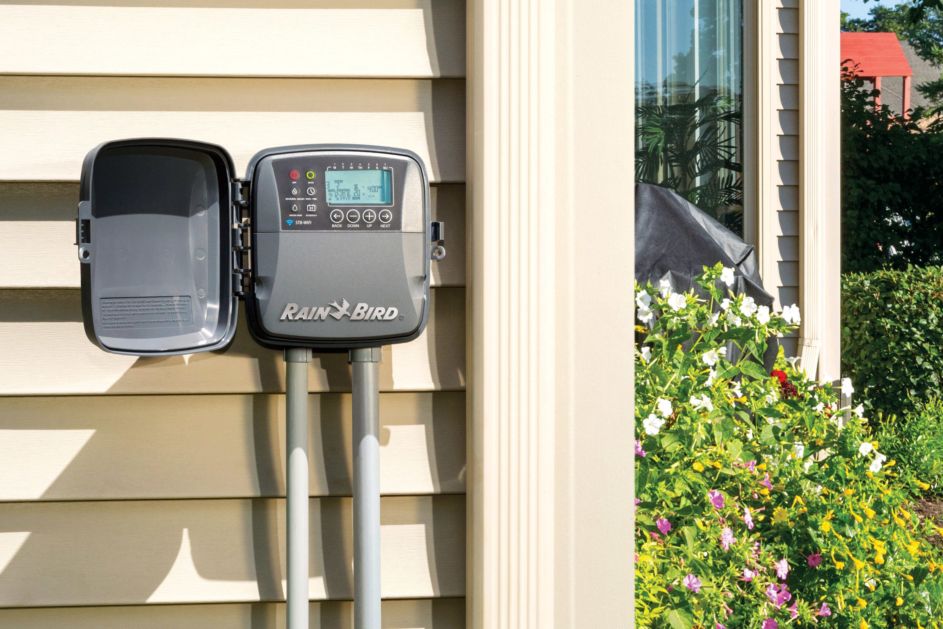 ST8O-2.0: 8-Zone Smart Irrigation WiFi Sprinkler Timer (outdoor)