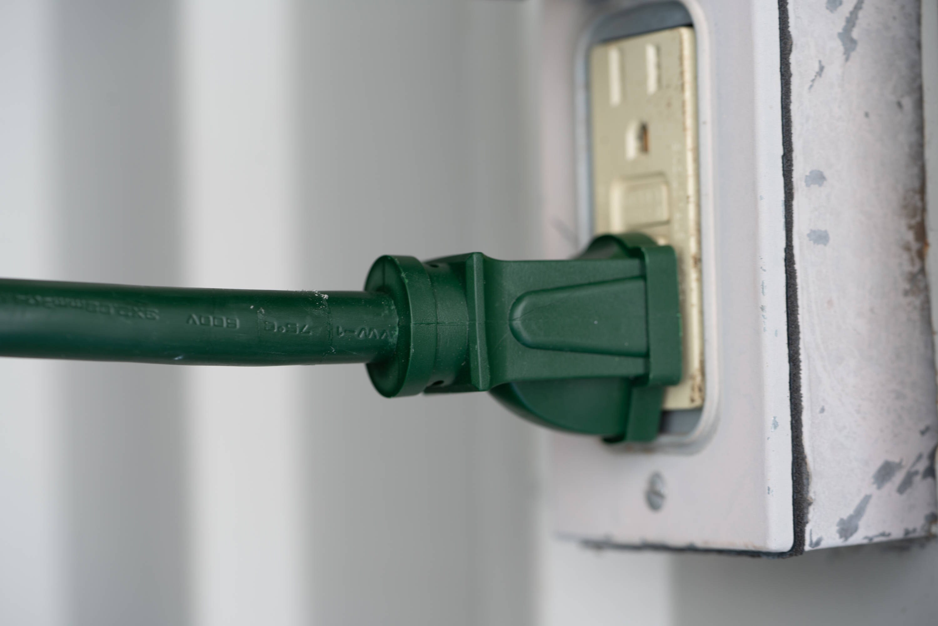 Woods 3030 Electrical-Extension-Cords - View #9