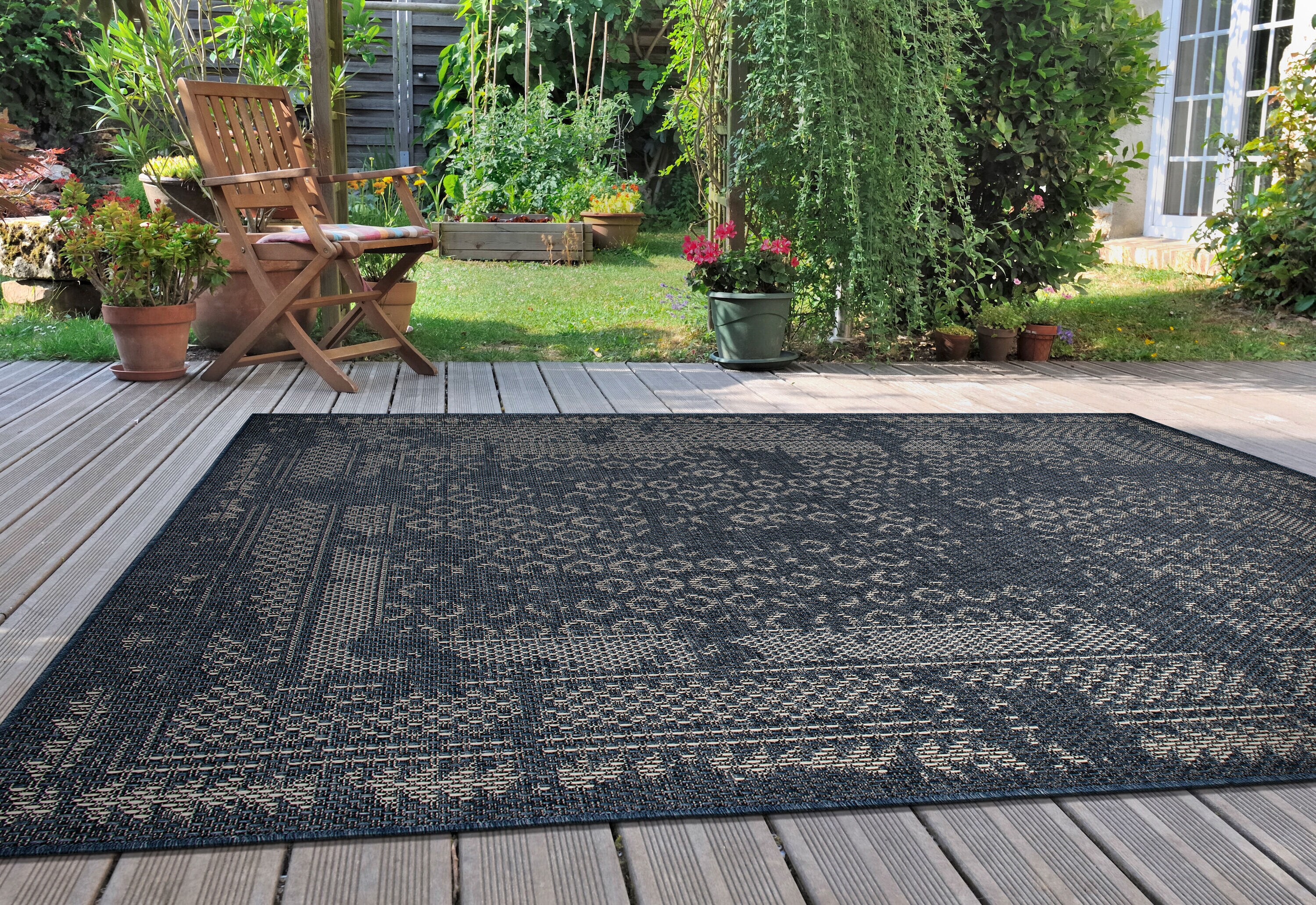 Blue Geometric Synthetic Flat Woven 5' x 7' Area Rug