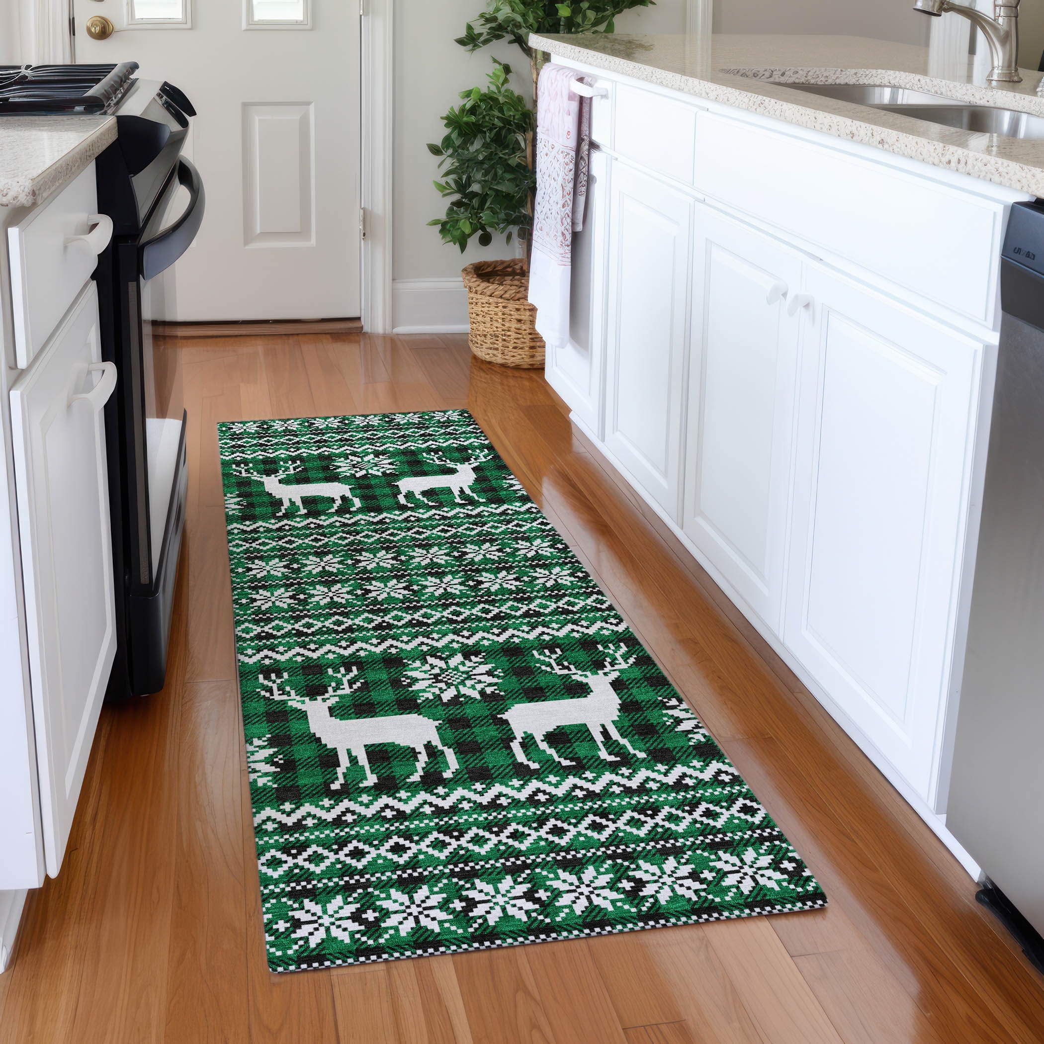 Addison Rugs ACN1820GE2X8 Chantille ACN1820GE 2 x 7 (ft) Loomed Polyester Green Rectangular Indoor/Outdoor Machine washable Area rug