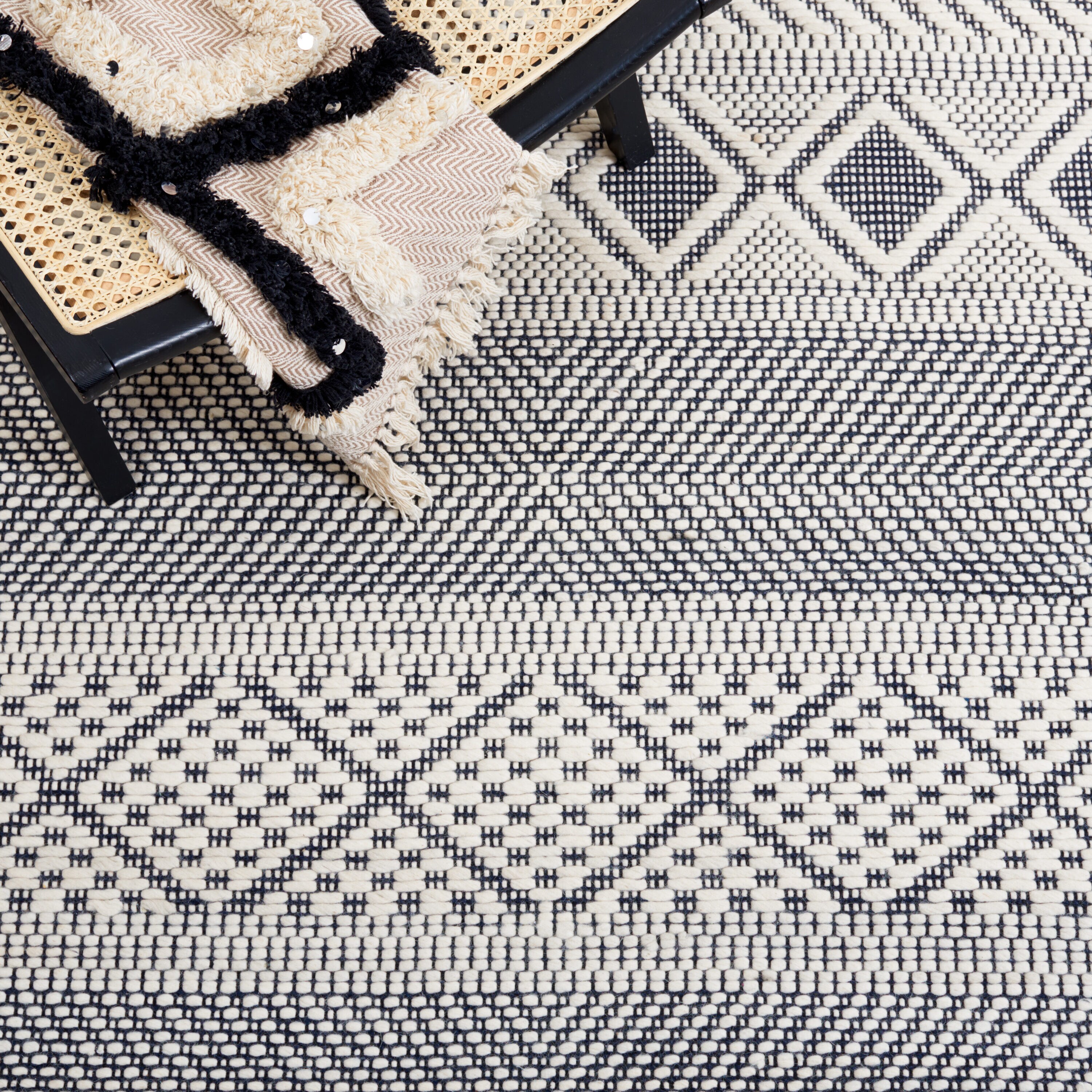 Safavieh NAT856A-8 rugs - View #6