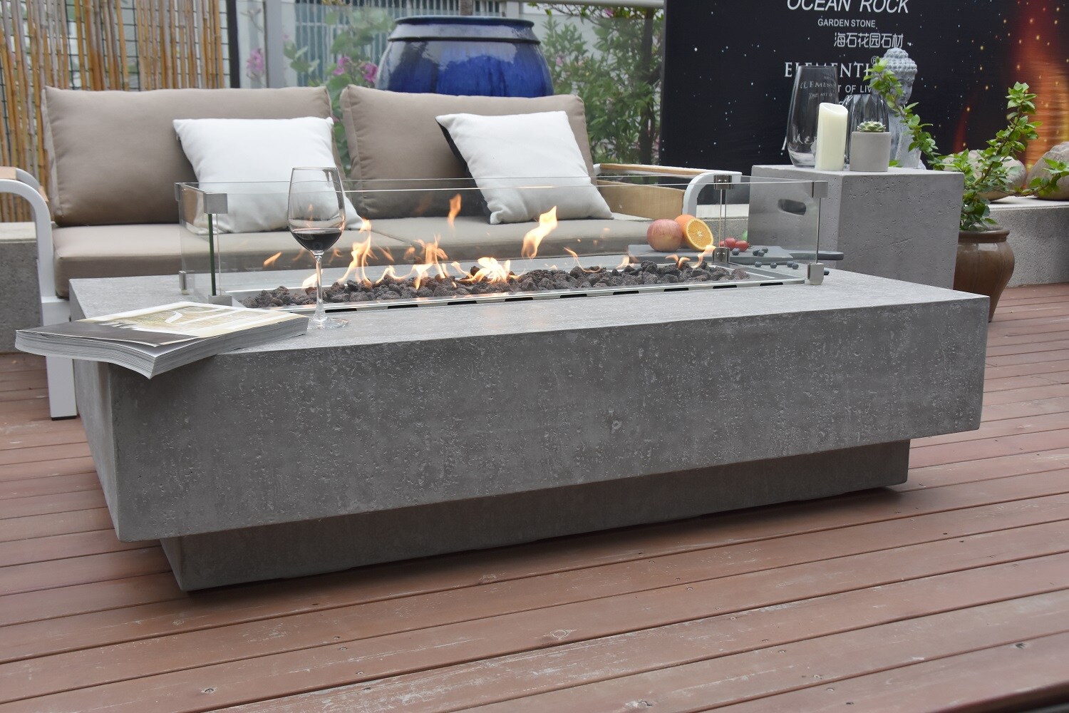 hampton cast concrete fire table