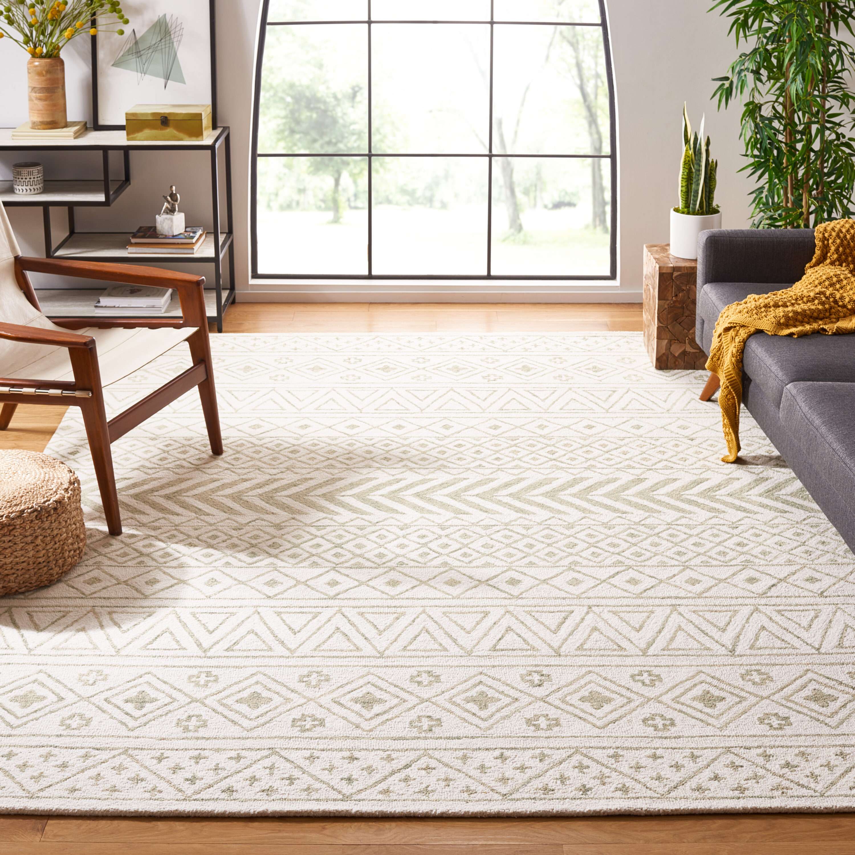  Metro 353 Ivory/Light Green Bohemian 8Ft x 10Ft Large Rectangle Rug