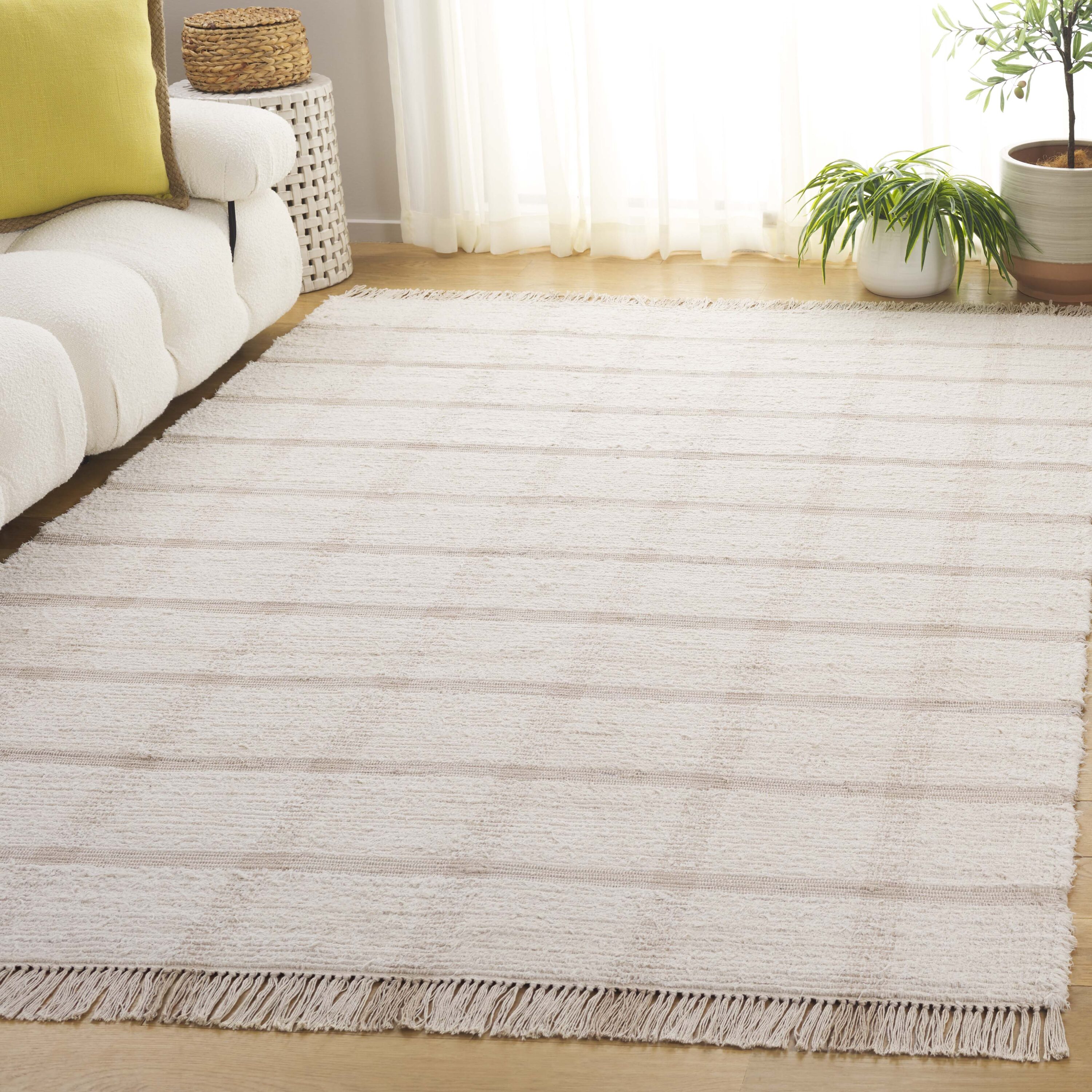  Montauk 322 Ivory/Beige Contemporary 4ft x 6ft Small Rectangle Rug