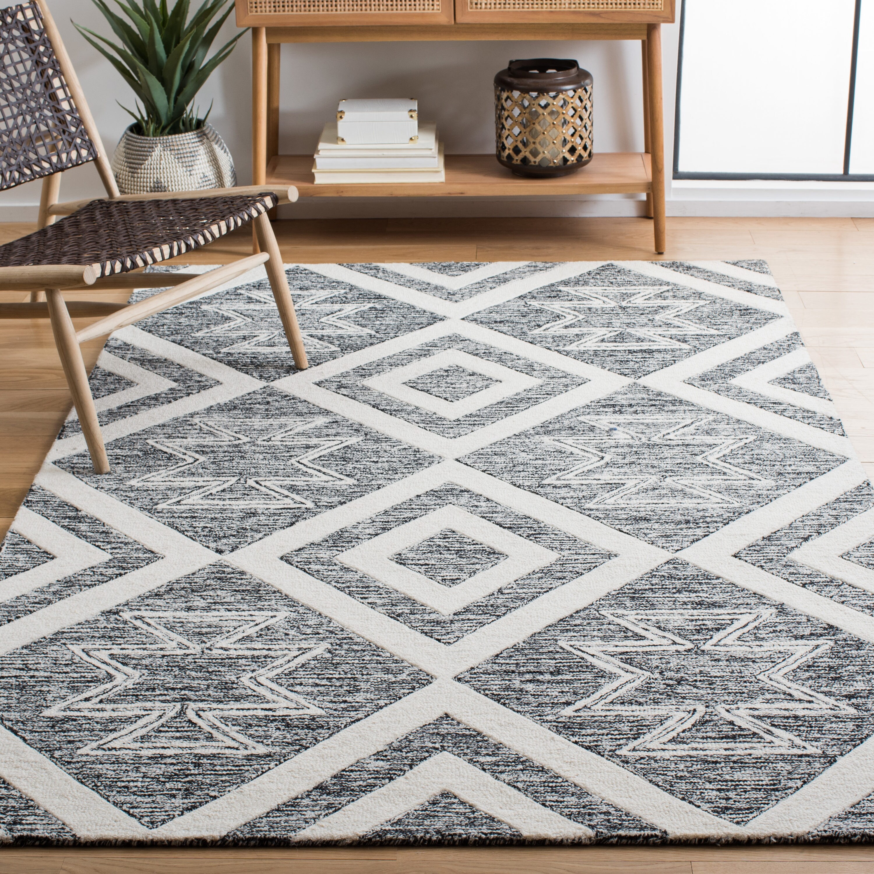 Safavieh Metro Ilja 5 X 8 (ft) Wool Ivory/Black Indoor Geometric ...