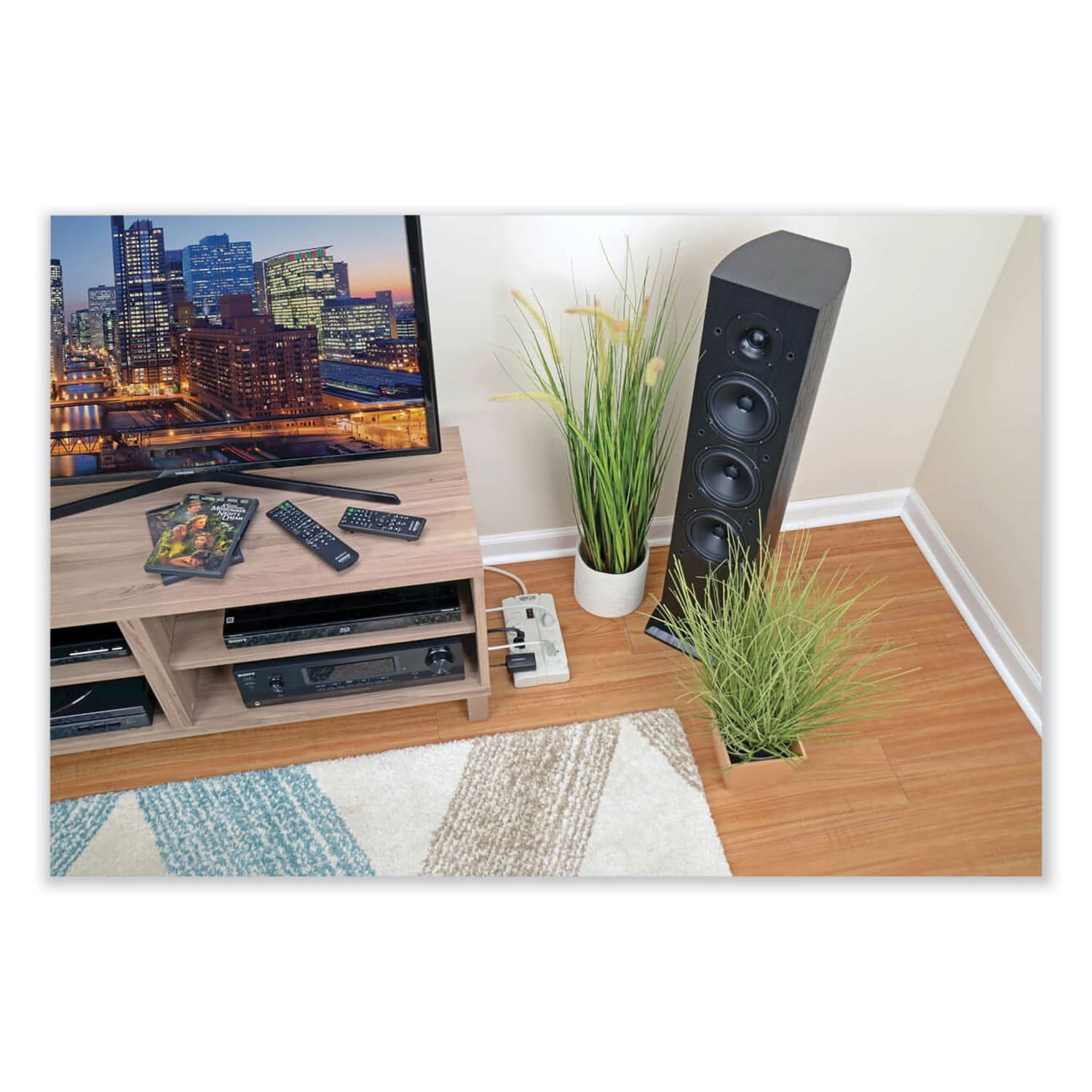 Tripp Lite TRPTLP808 Surge-Protectors - View #3