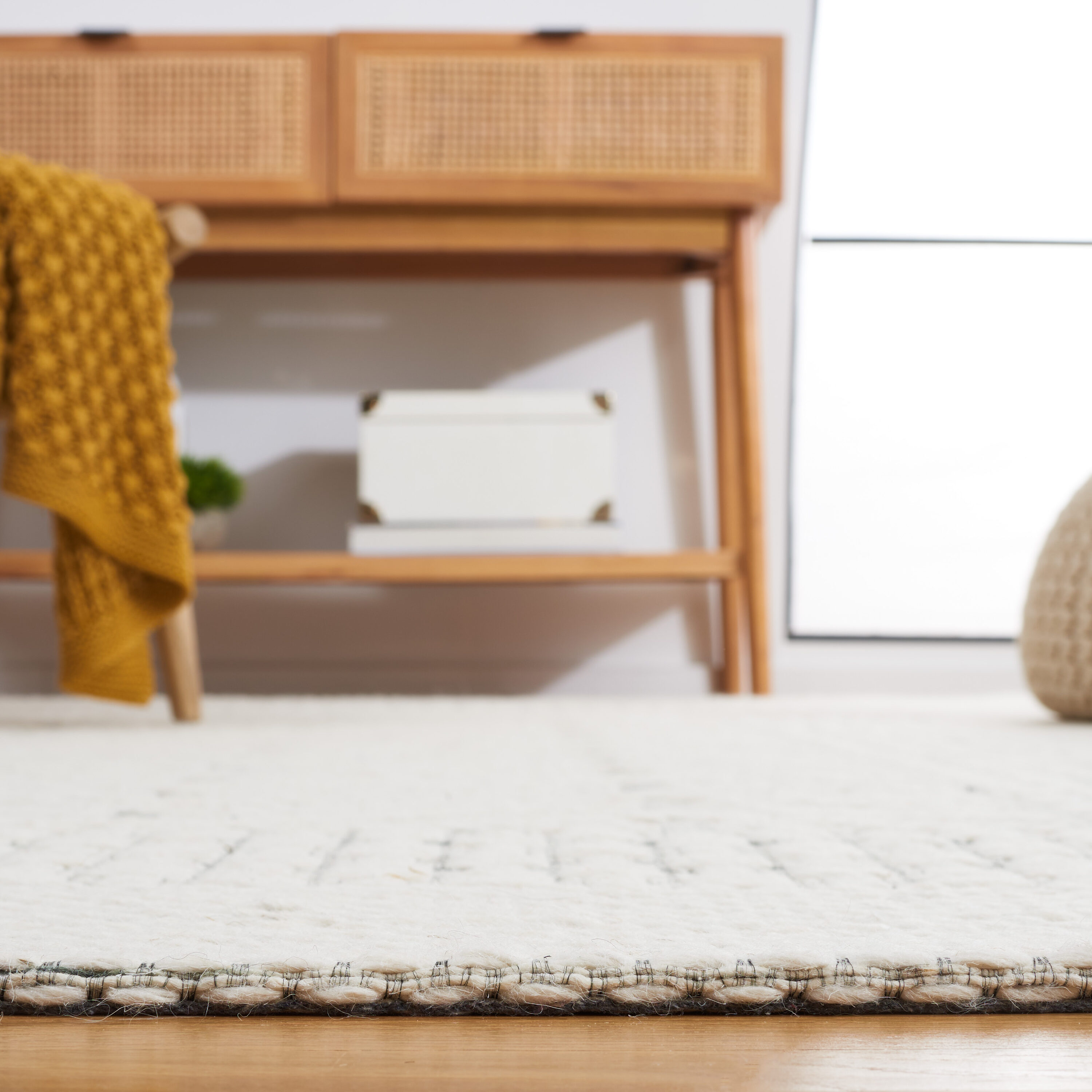 Safavieh MRB427Y-5 rugs - View #4
