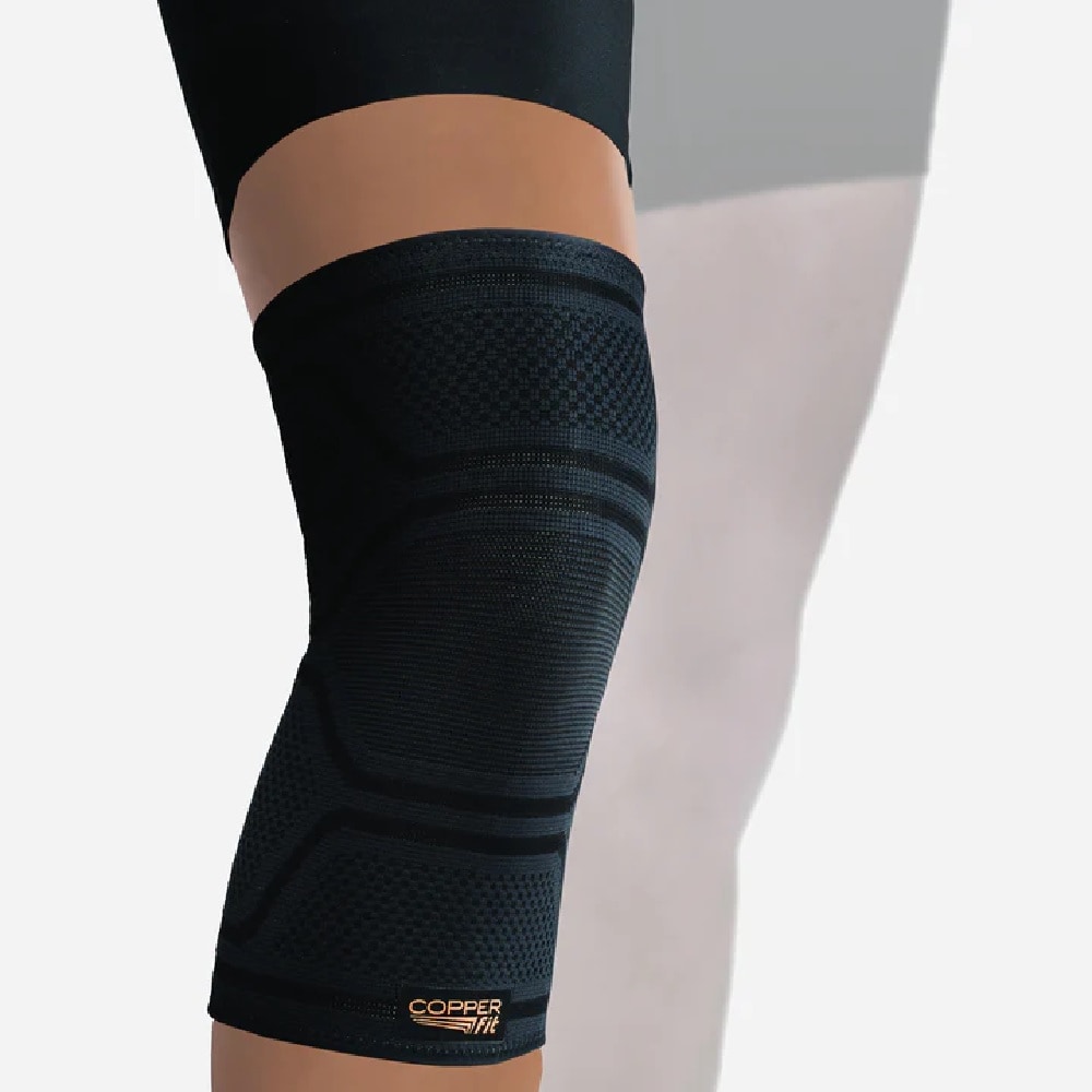 Copper Fit Black Knee Brace with Moderate Compression, Contoured Design,  Ultra-Soft Material, Stay-in-Place Band in the Safety Accessories  department at