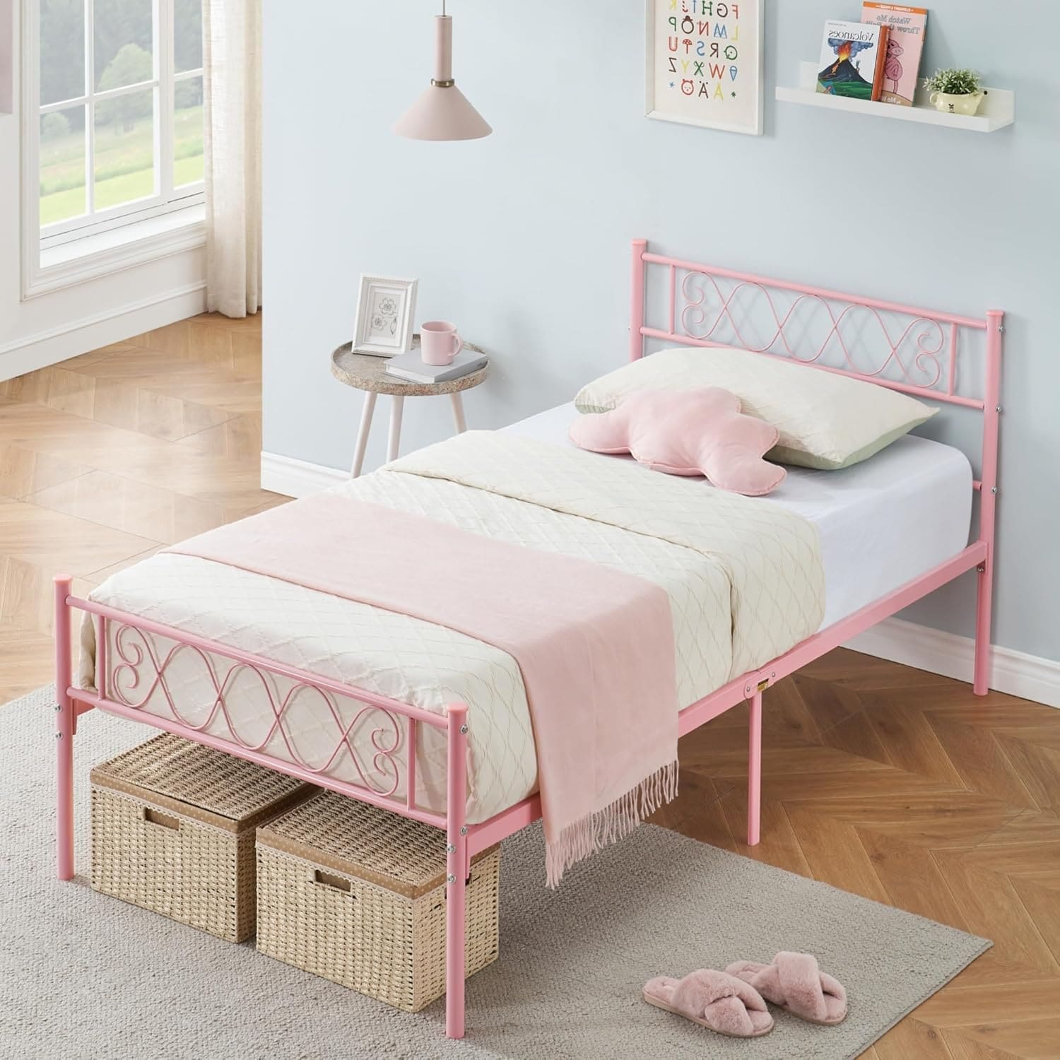 Qeetex LHF-BED-PHO-0Z6JK7TJ Metal Twin Bed Frame Metal Platform Bed Frame with Headboard and Footboard Classic Bed Frame with Iron-Art Sweet Heart for Girls and Boys No Box Spring Needed Noise-Free Pink