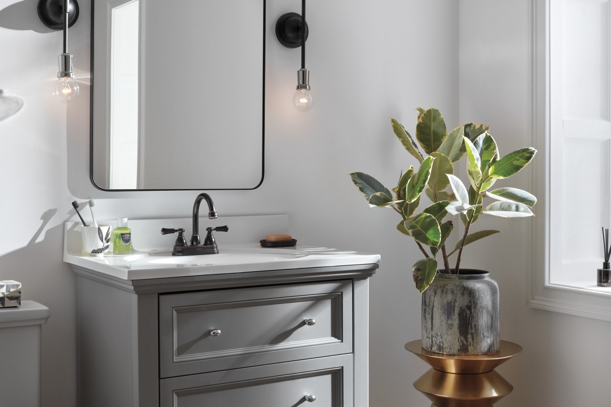 Peerless P2665LF-OB Lavatory-Faucets - View #4